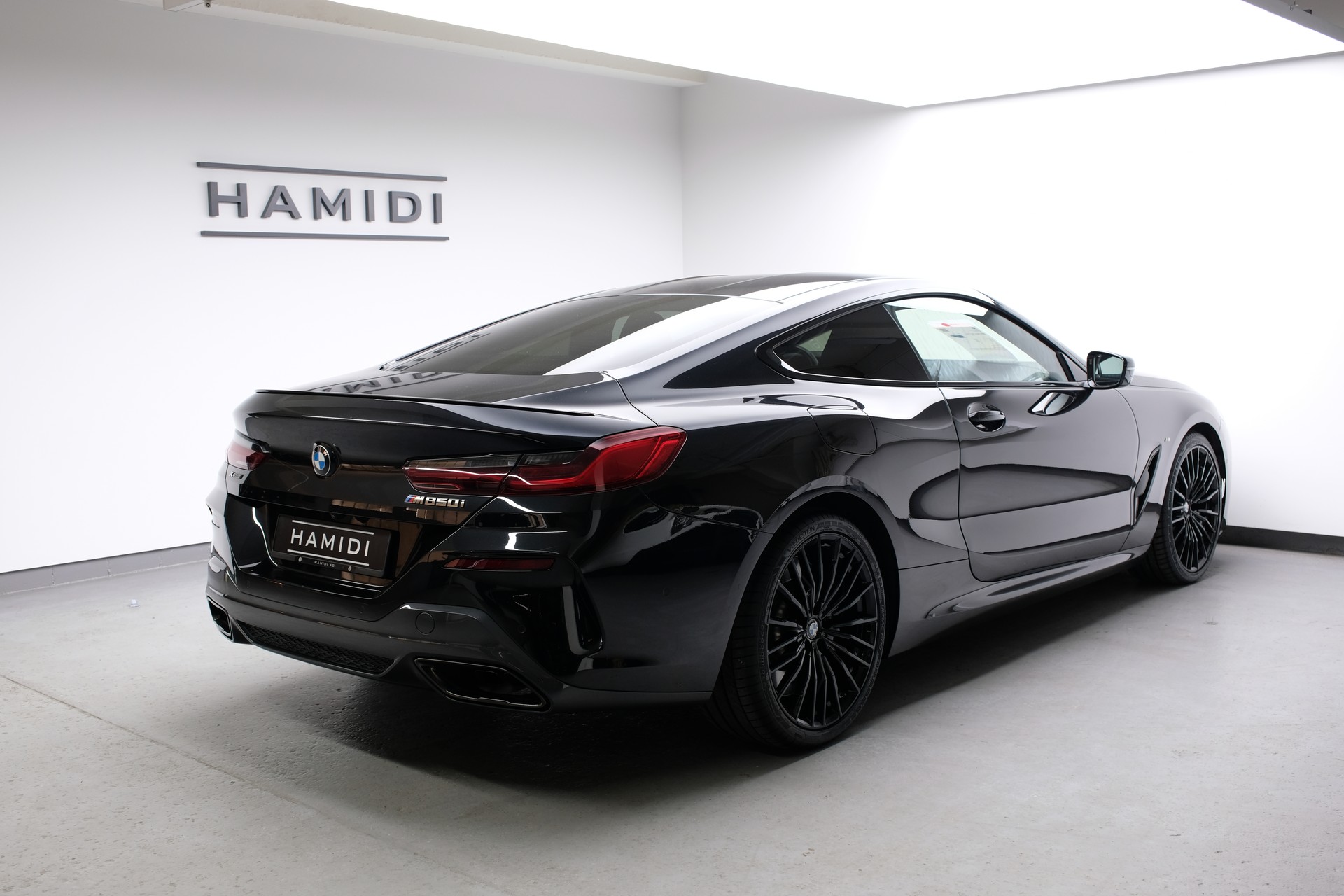 BMW M850i xDrive Steptronic-image-6