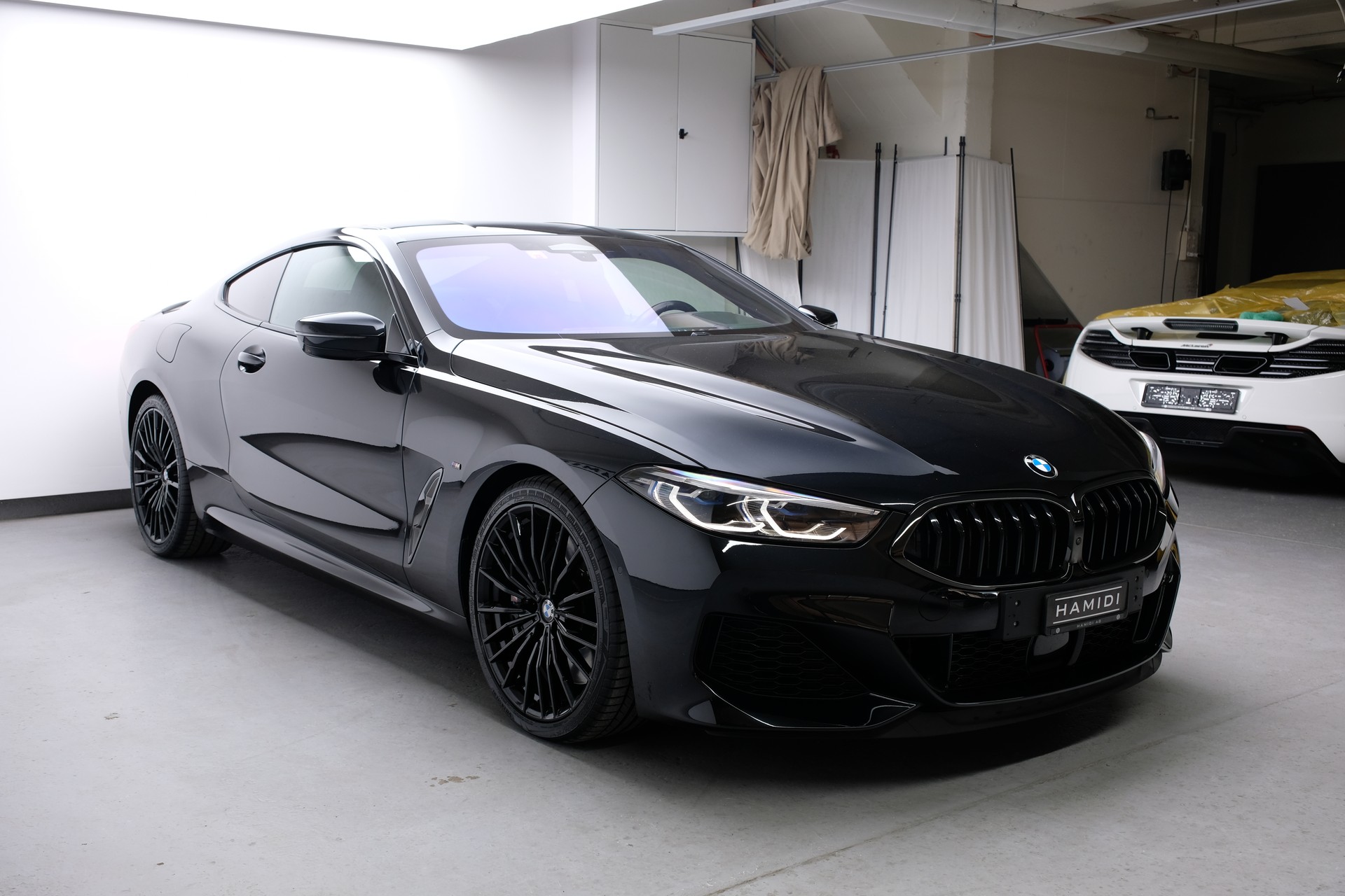 BMW M850i xDrive Steptronic-showroom-element-3