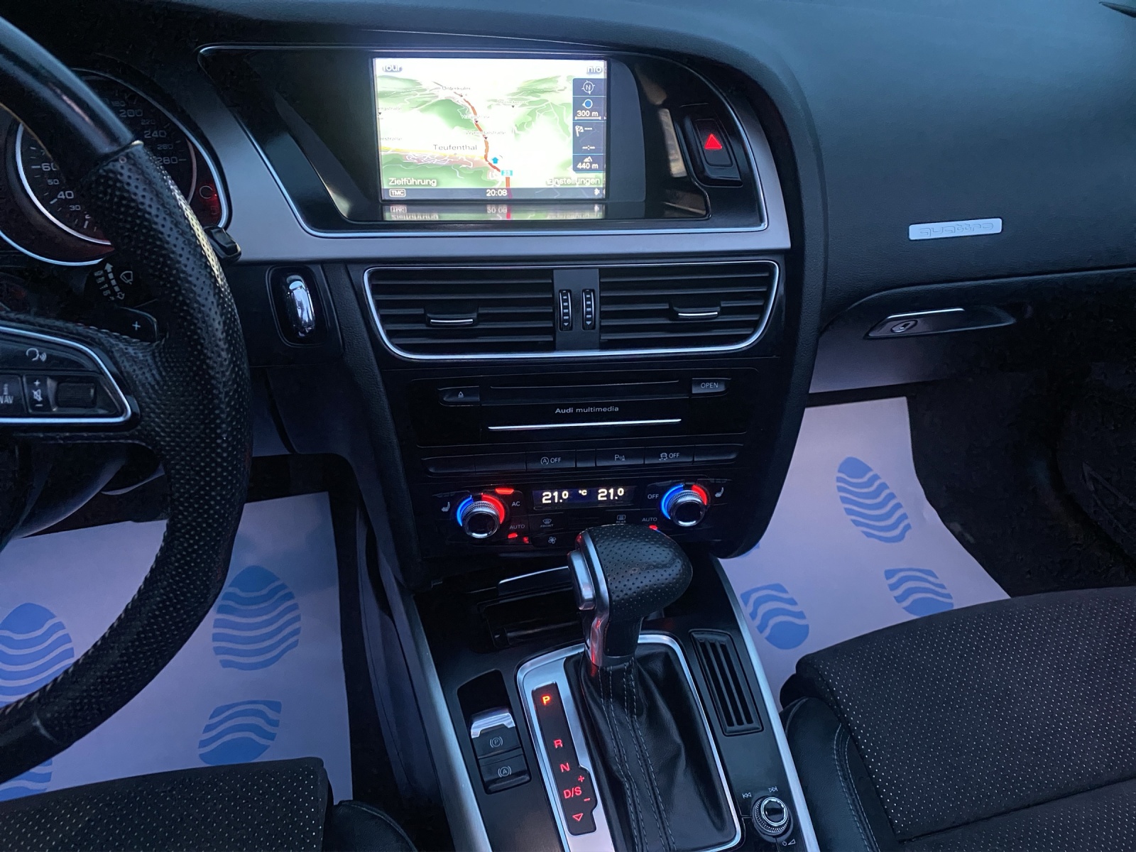 AUDI A5 Carobriolet 2.0TFSI 225PS quattro 4x4 S-tnic S-Line innen & aussen, Automat. Frisch ab MFK & Service Steuerkette neu ersetzt.-image-18