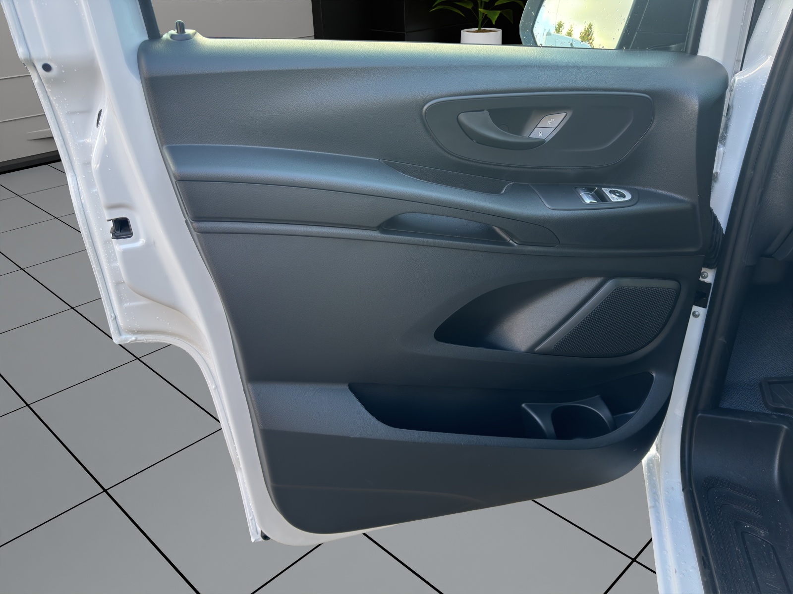 MERCEDES-BENZ Vito 114 CDI Lang Pro 9G-Tronic-image-5