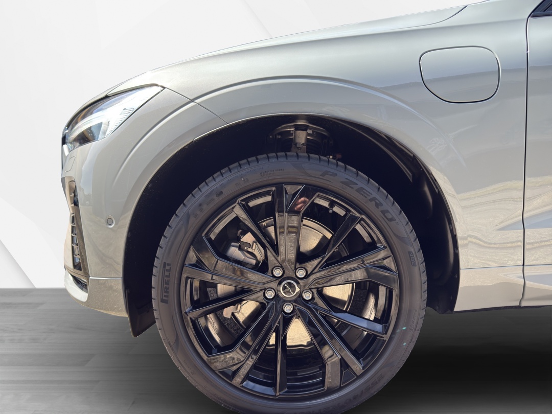 VOLVO XC60 T8 eAWD PluginHybrid Black Edition Geartronic-image-16