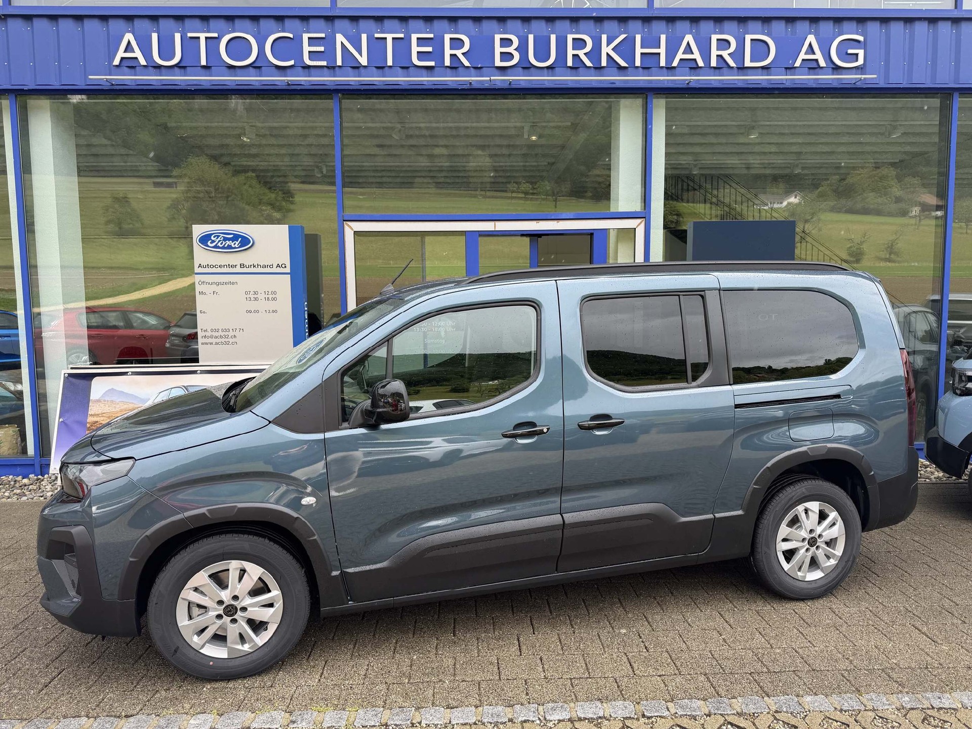 PEUGEOT Rifter Long 1.5 HDi 7-Plätzer Family Edition