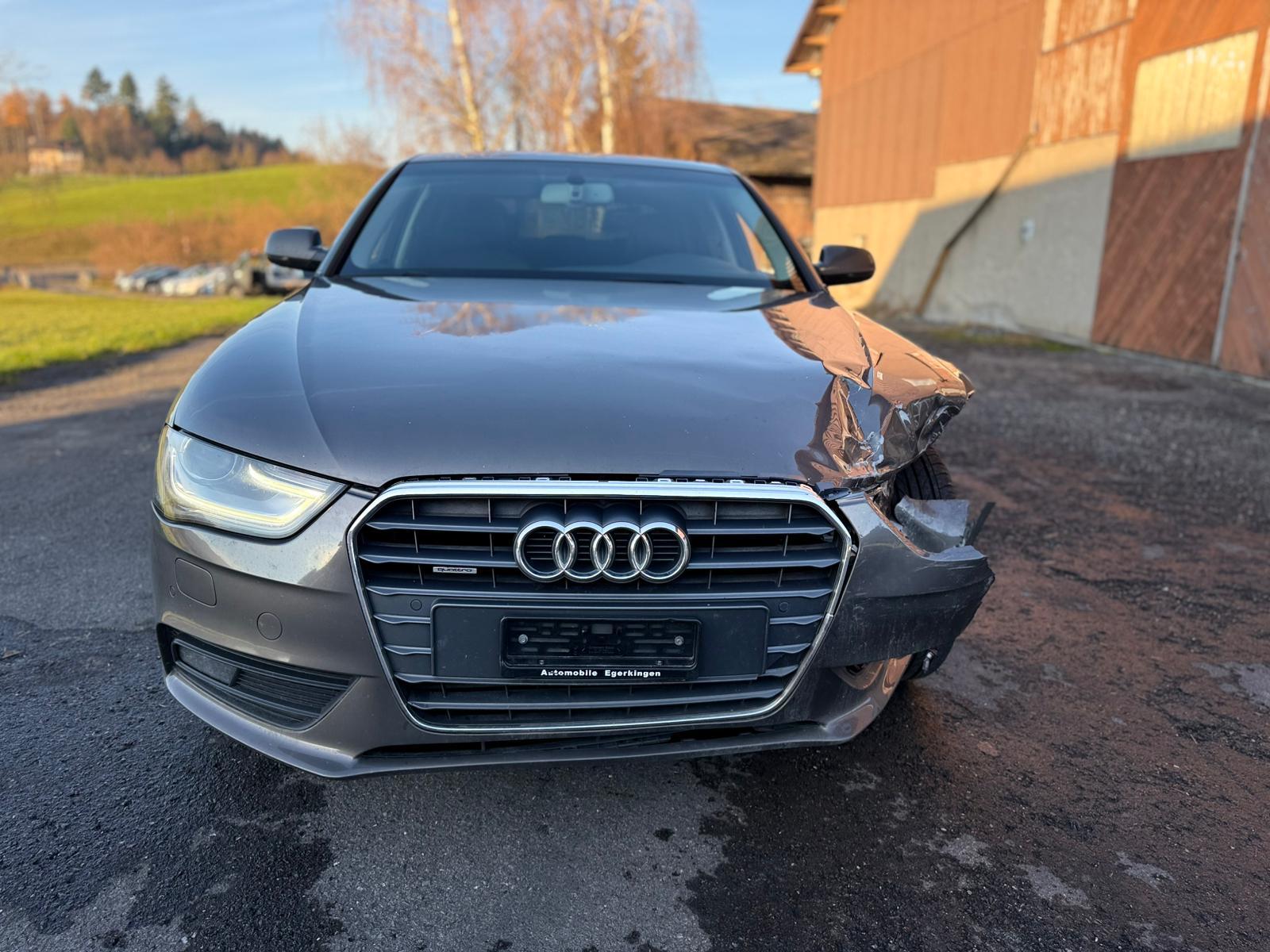 AUDI A4 Limousine 2.0 TFSI quattro S-tronic-image-1