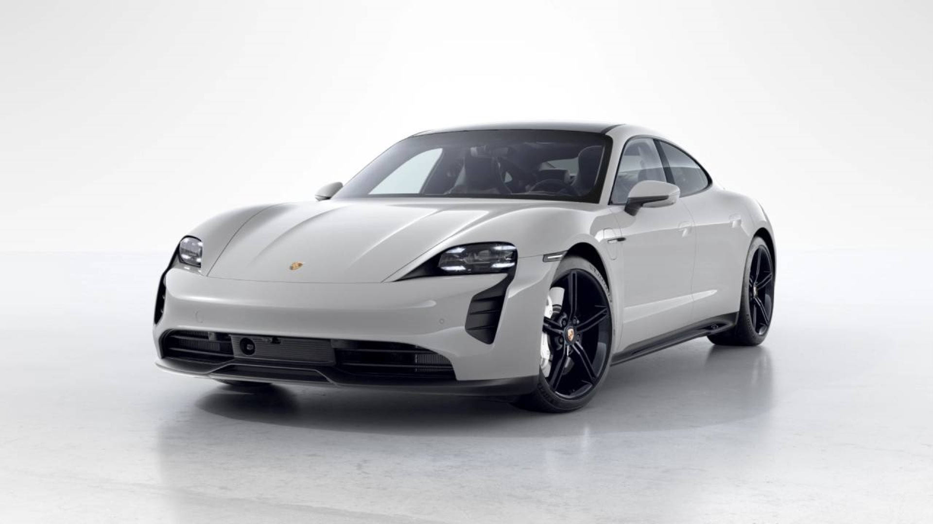PORSCHE Taycan GTS