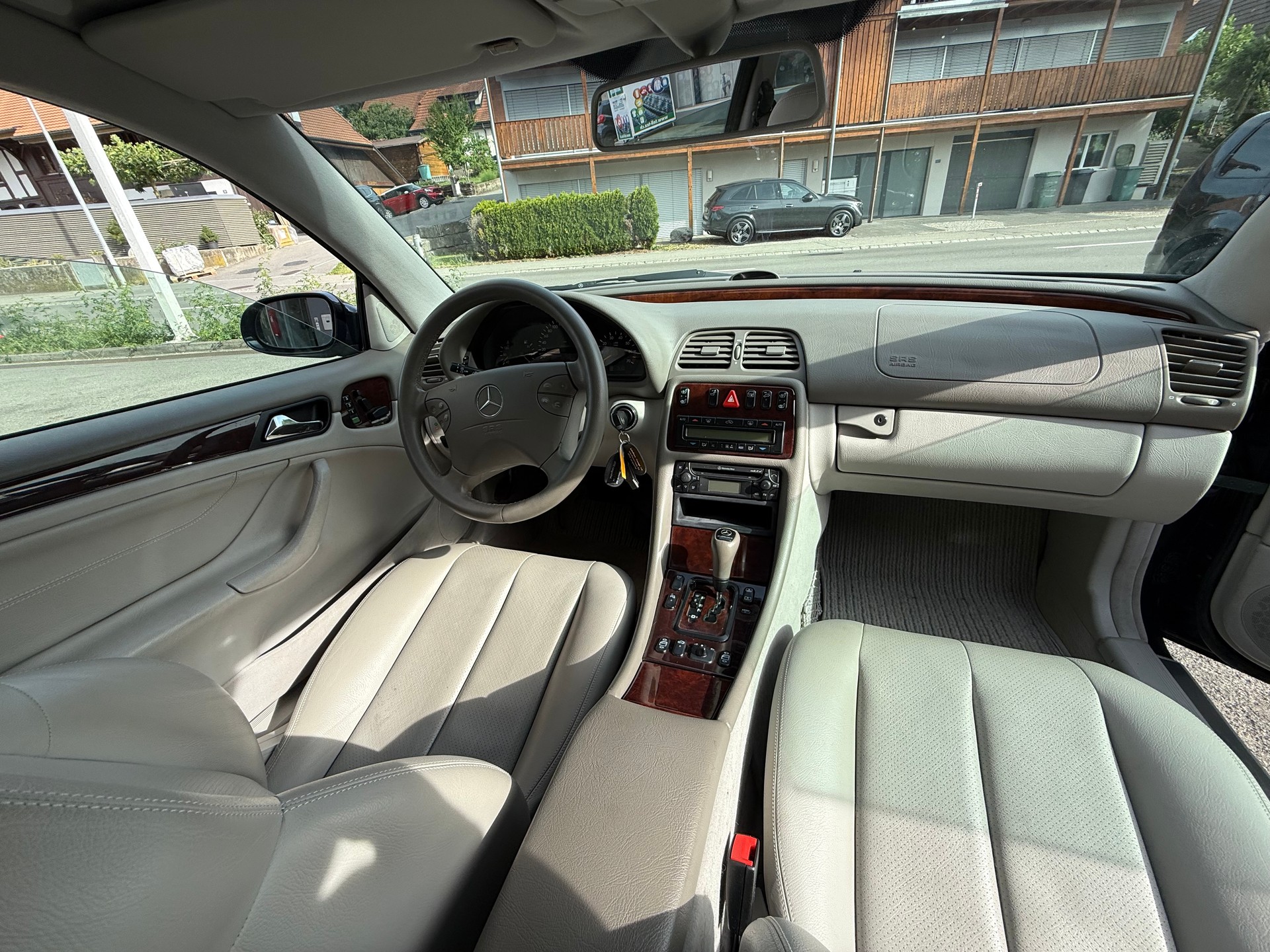 MERCEDES-BENZ CLK 320 Elégance Automatic-image-10