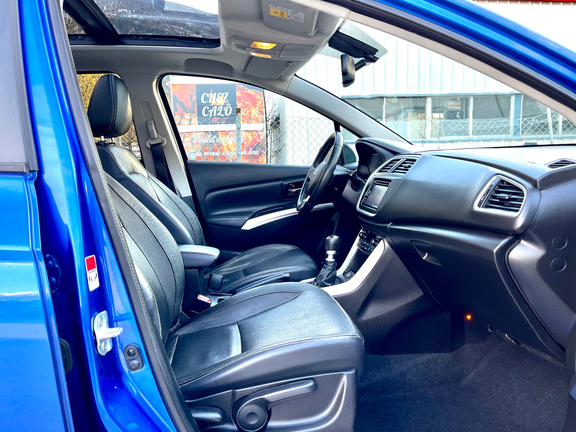 SUZUKI SX4 S-Cross 1.6 TD GL Top 4WD-image-14