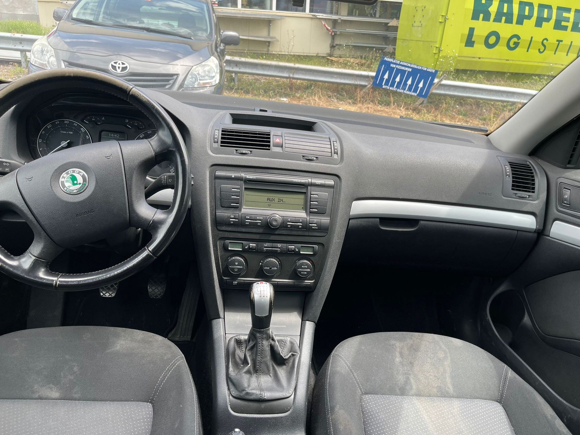 SKODA Octavia 1.9 TDI Adventure 4x4-image-6