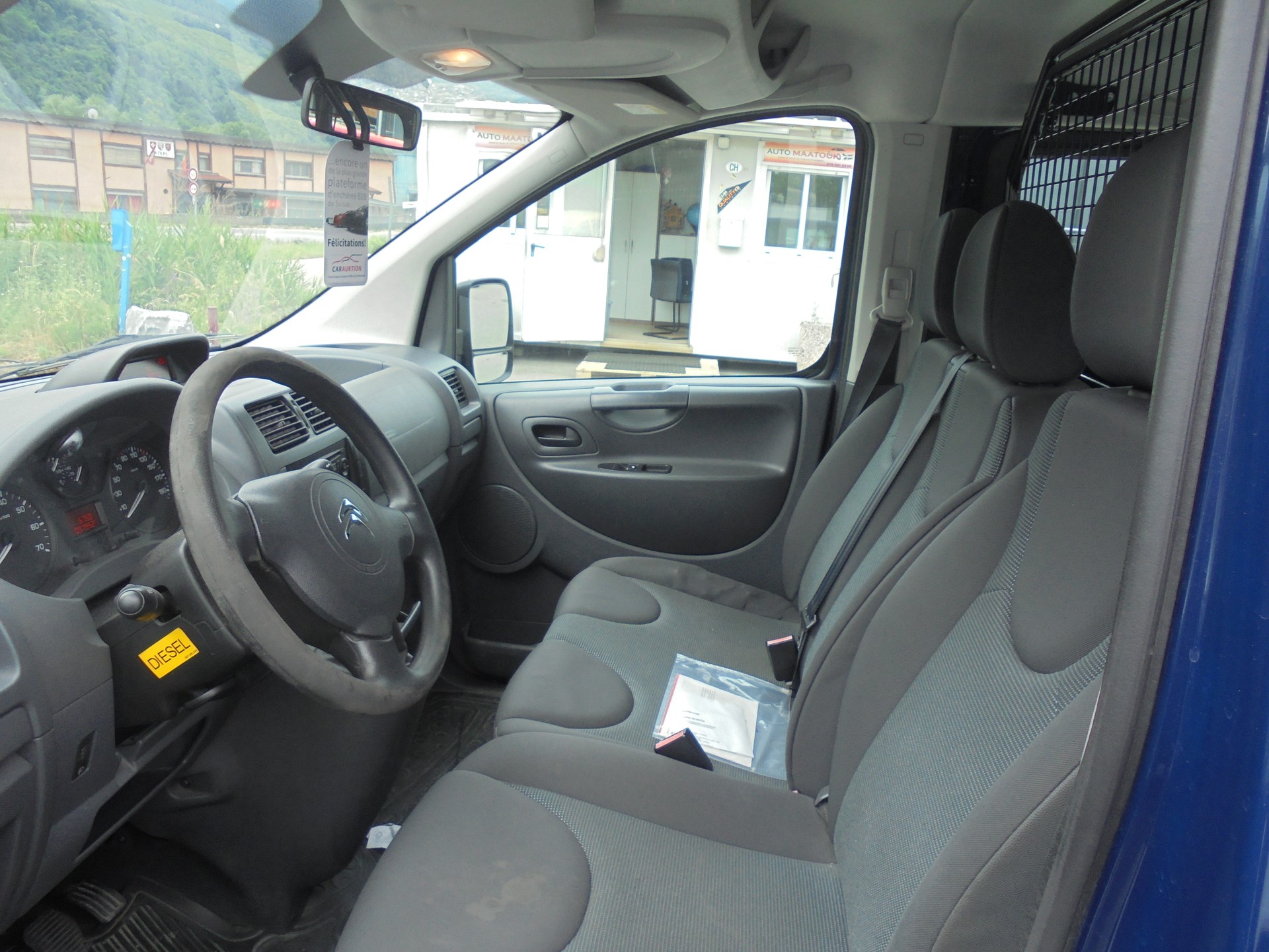 CITROEN Jumpy 2.0 HDi L2H1 Attraction-image-8