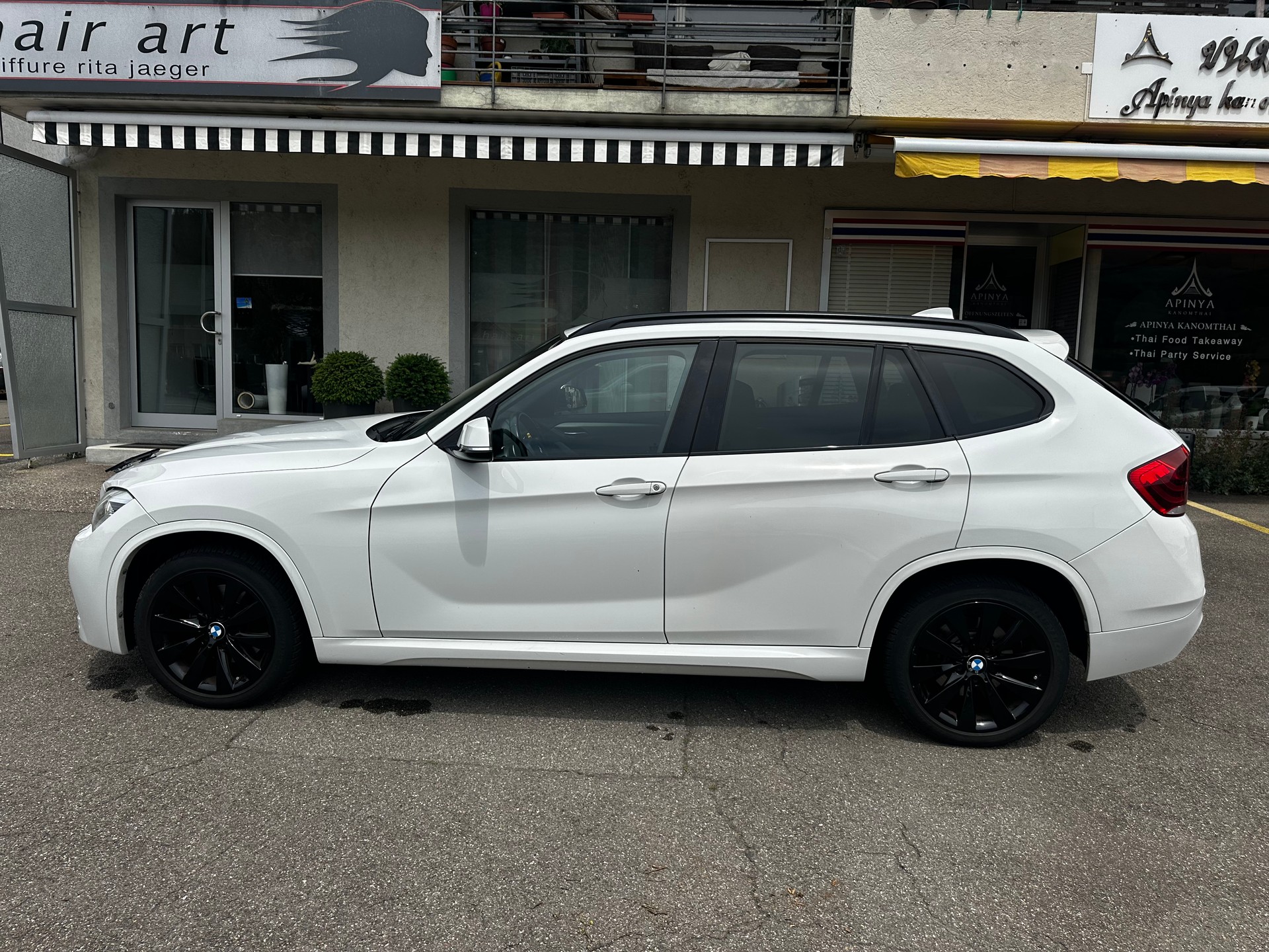 BMW X1 xDrive 25d Steptronic M-Paket-image-5