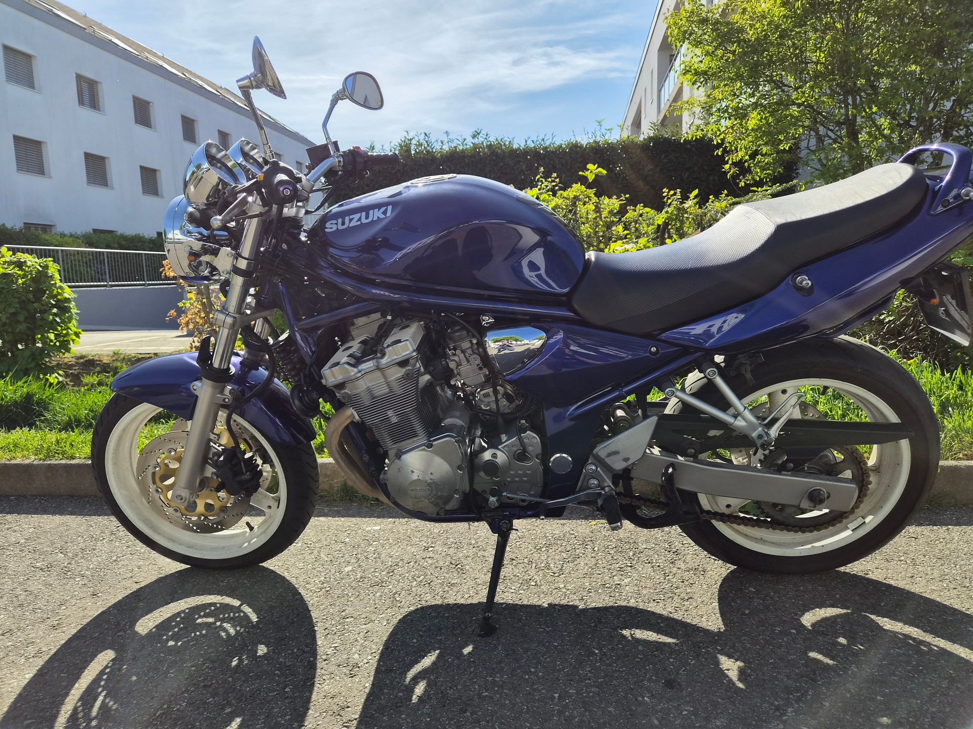 SUZUKI GSF 600 S Bandit-image-2