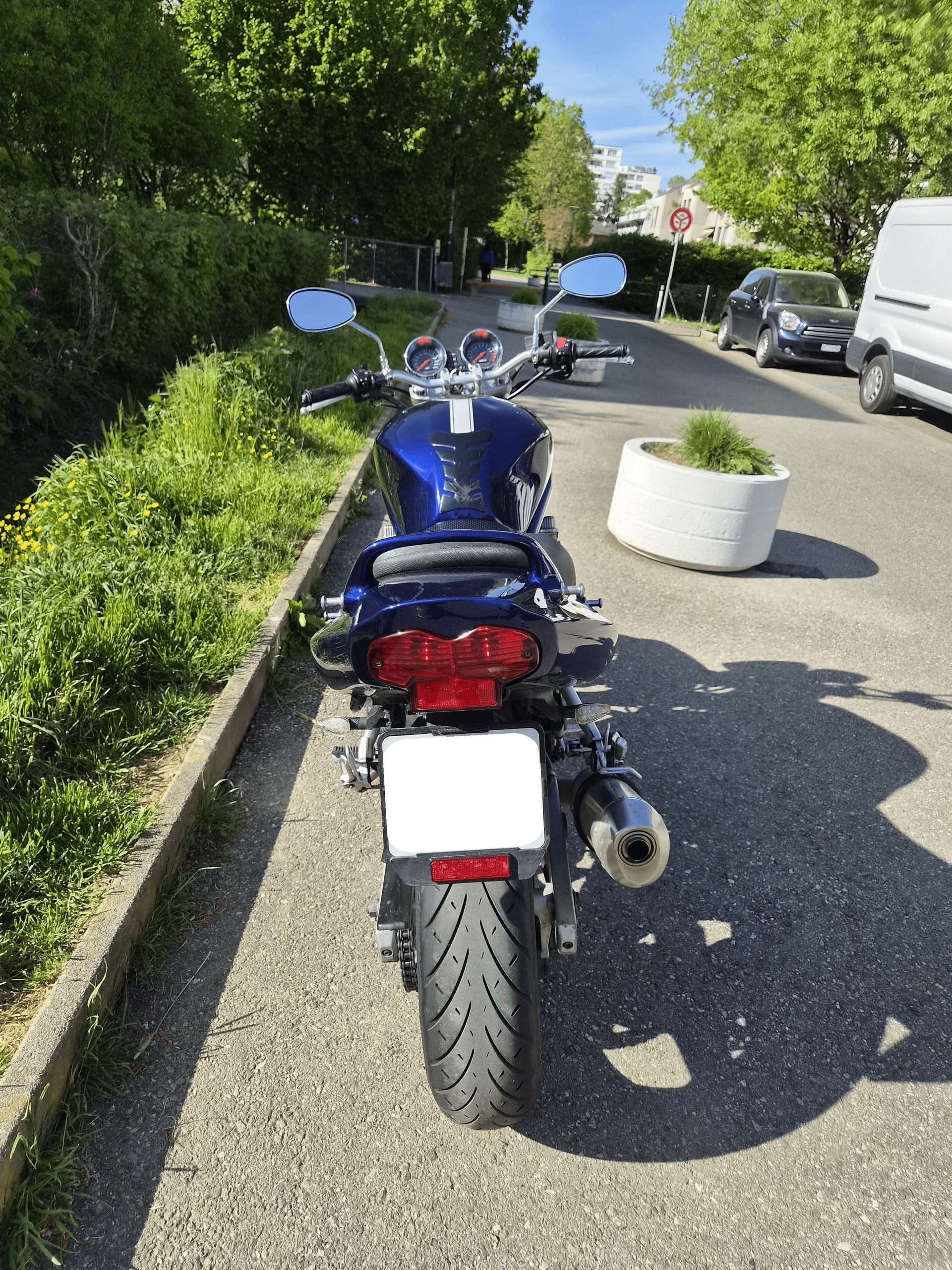 SUZUKI GSF 600 S Bandit-image-8