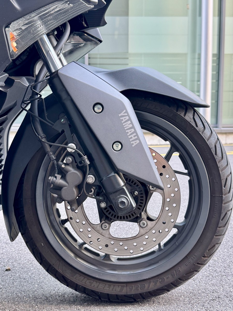 YAMAHA X-Max 300-image-12