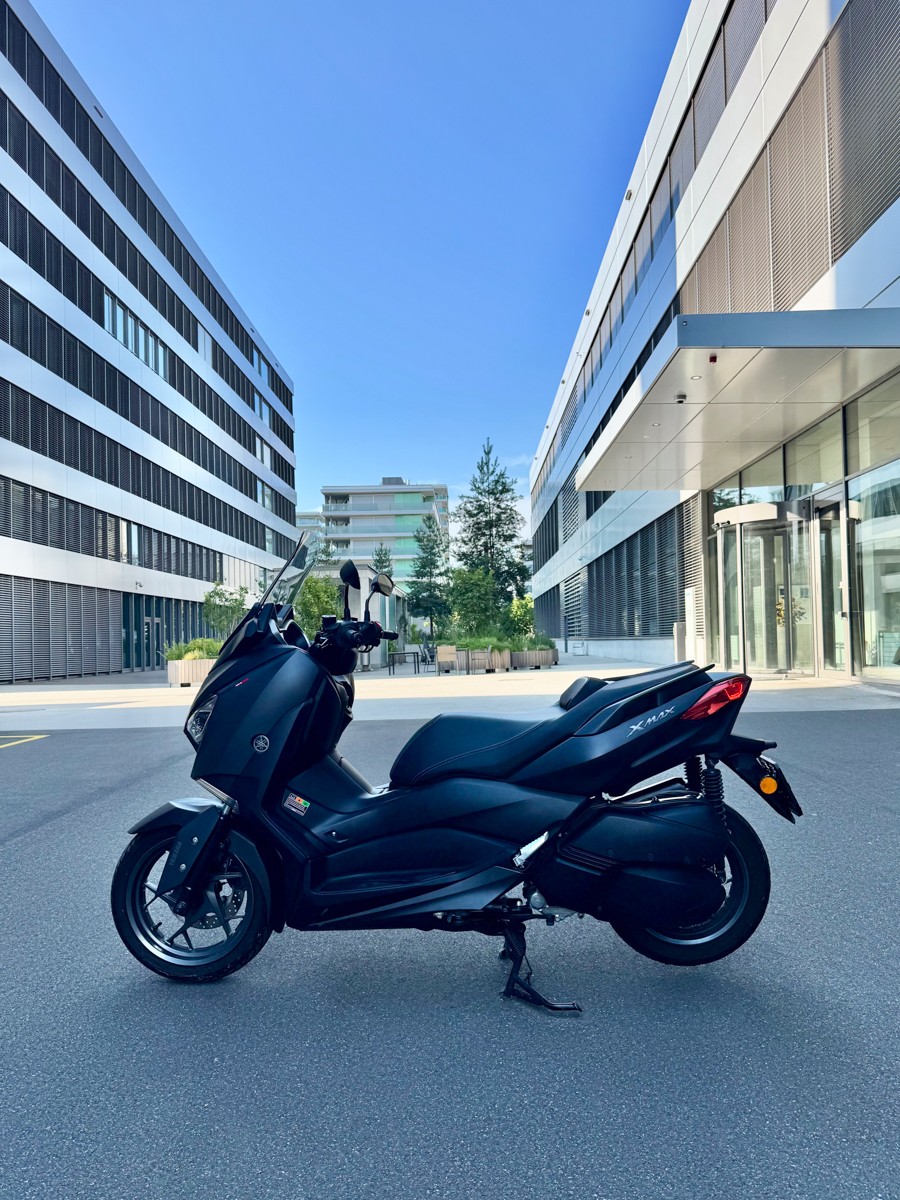 YAMAHA X-Max 300-image-1