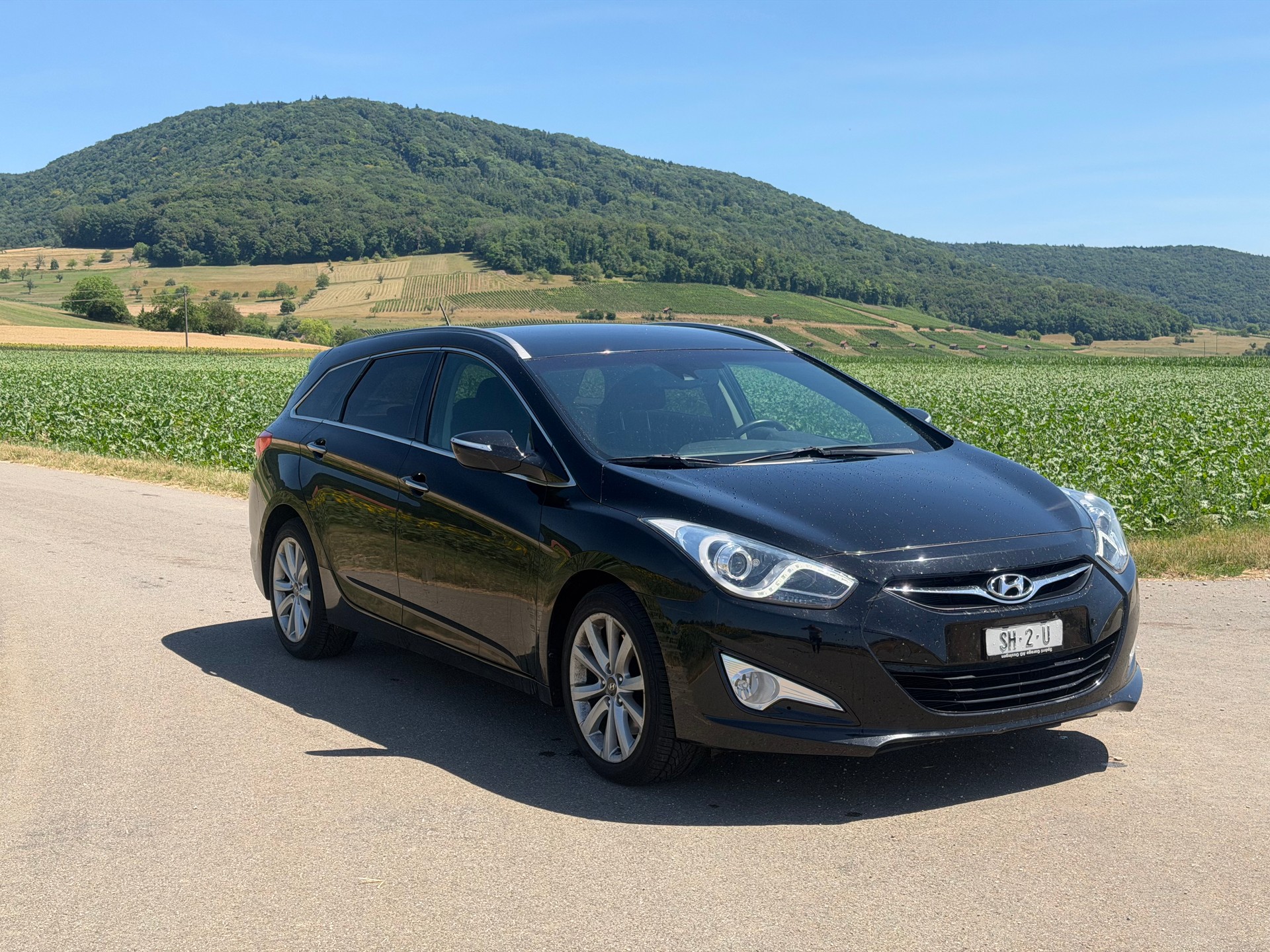 HYUNDAI i40 Wagon 1.7 CRDI Premium Automatic-image-2