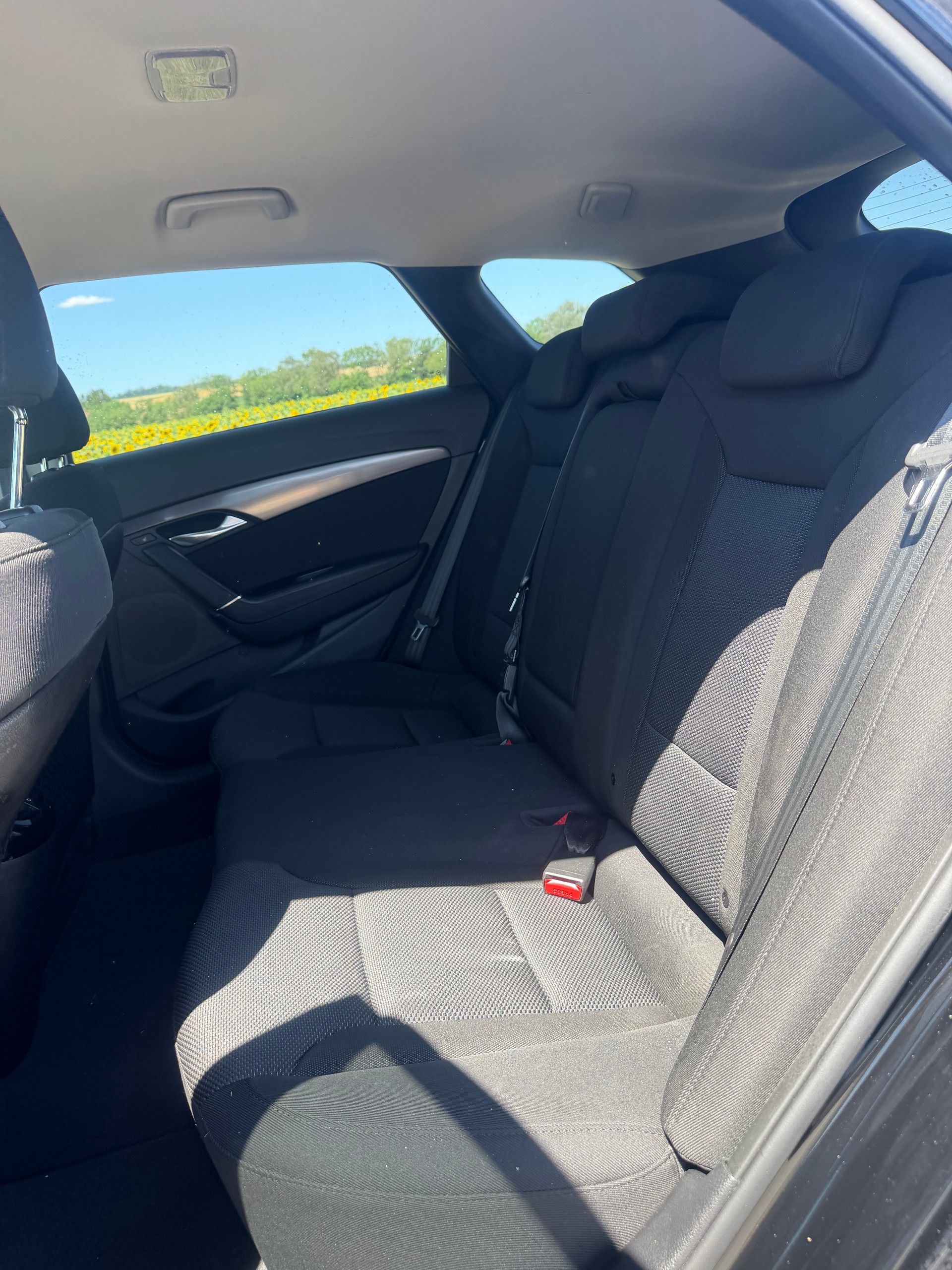 HYUNDAI i40 Wagon 1.7 CRDI Premium Automatic-image-7