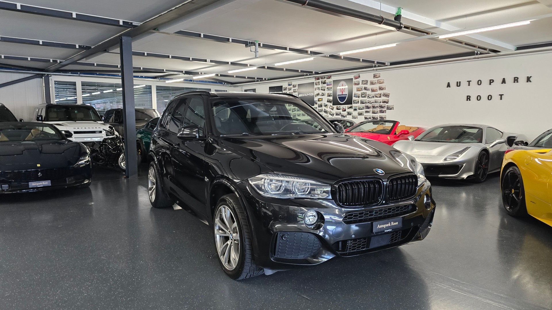 BMW X5 xDrive 40d Pure M Sport Plus Steptronic-showroom-element-1