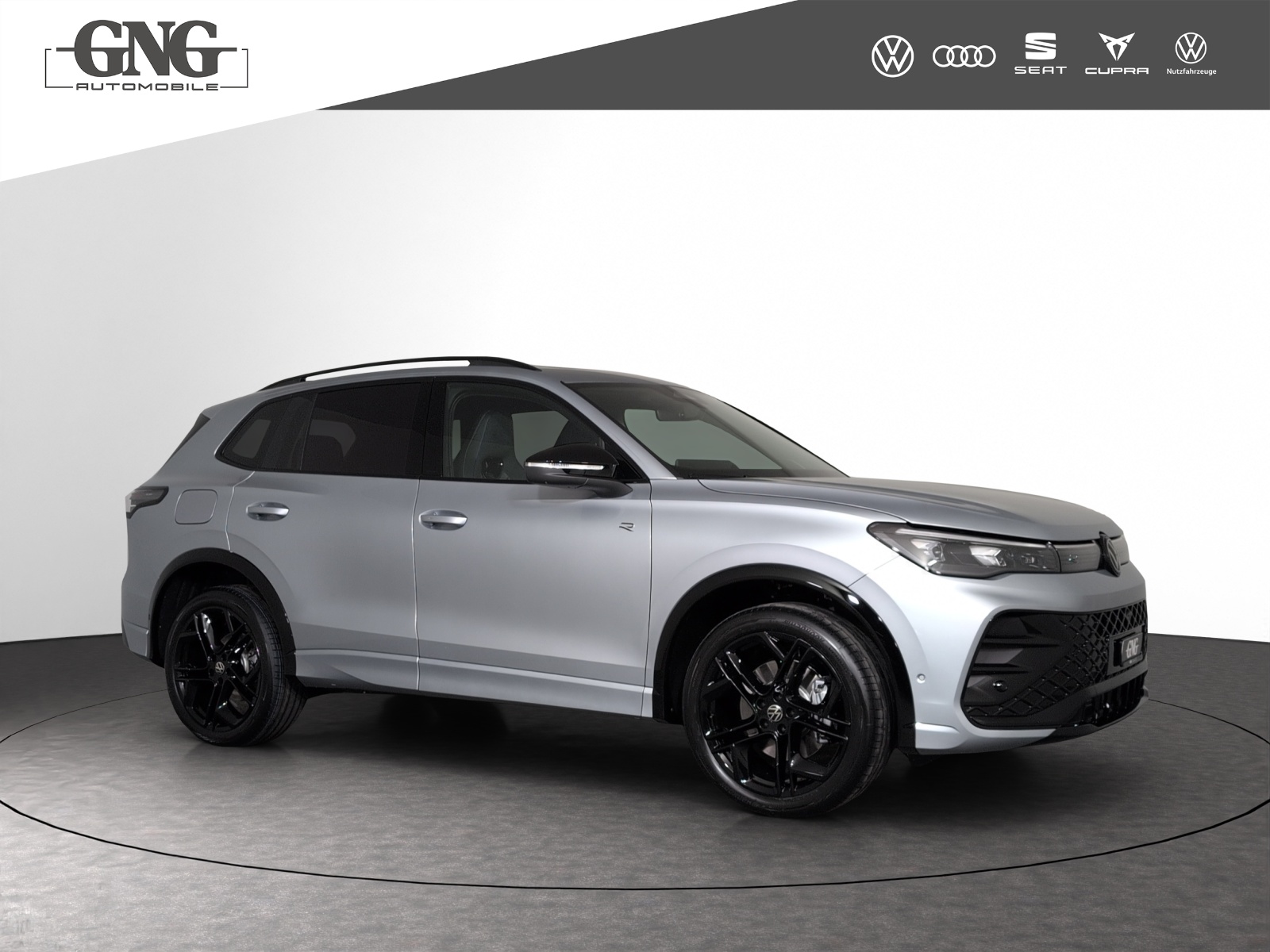 VW Tiguan 2.0 TSI DSG R-Line 4Motion-showroom-element-3