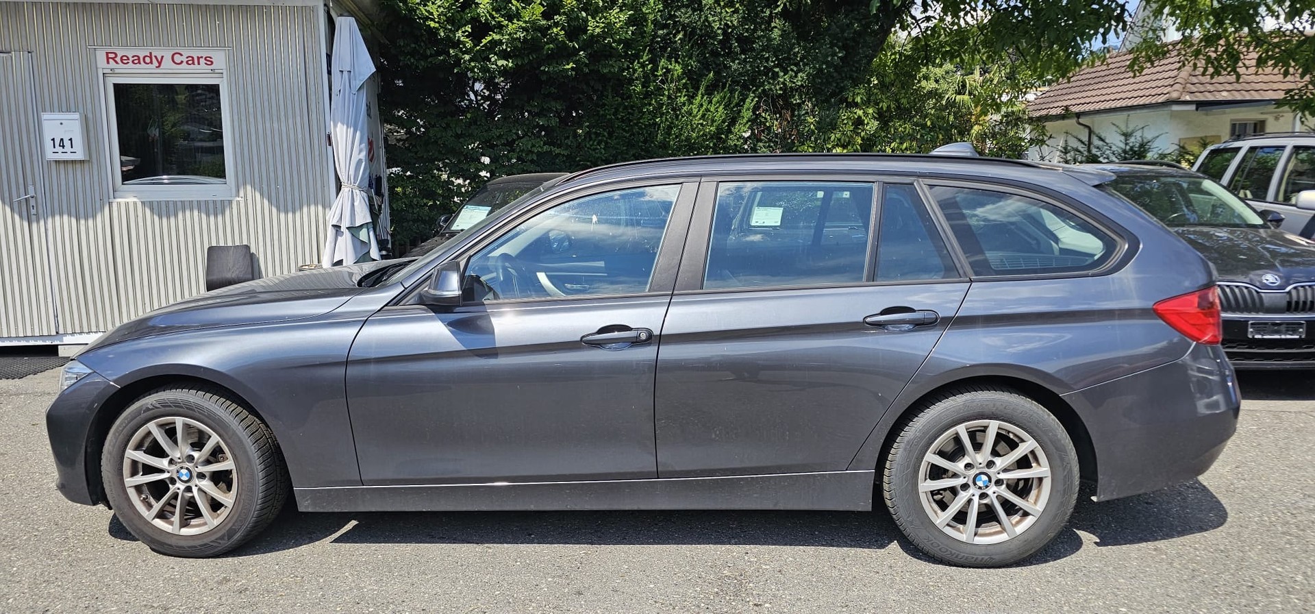 BMW 318d xDrive Touring Sport Line-image-3