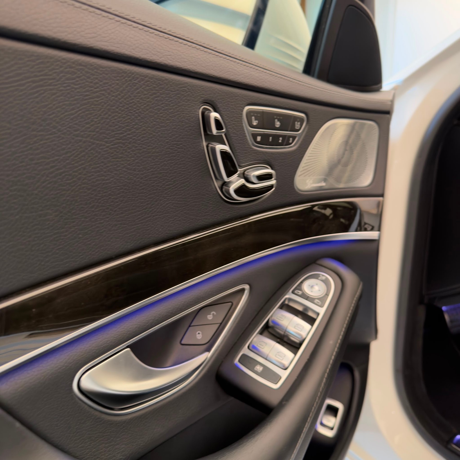 MERCEDES-BENZ S 63 AMG L 4Matic Speedshift MCT-image-13