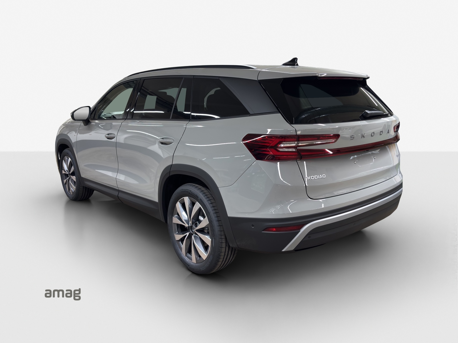 SKODA Kodiaq 2.0 TSI Selection 4x4-showroom-element-2