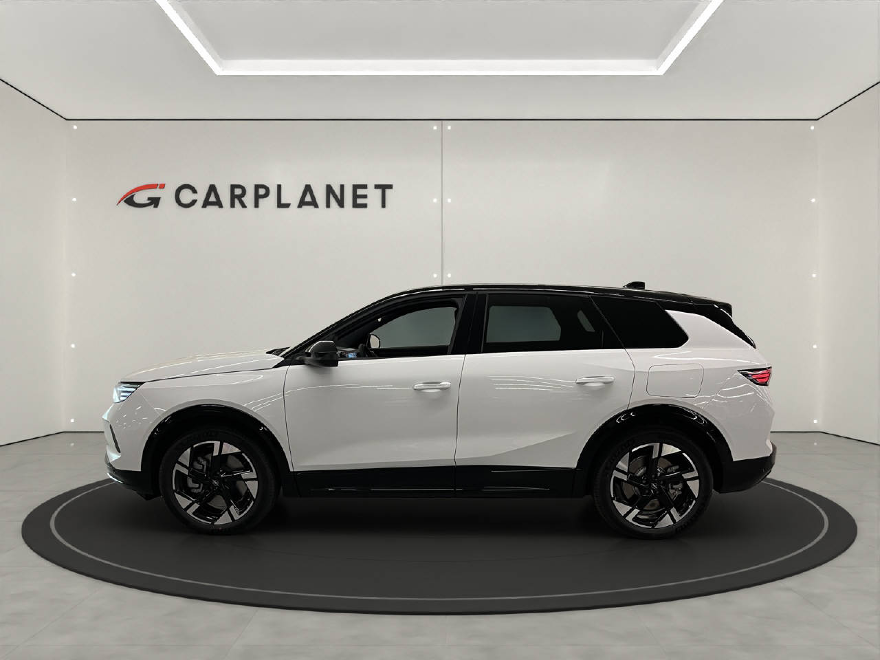 OPEL Grandland-e long range GS-showroom-element-2