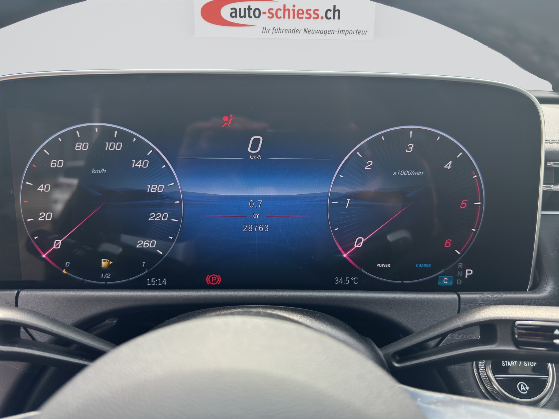 MERCEDES-BENZ E 220 d AMG Night 9G-Tronic-image-12
