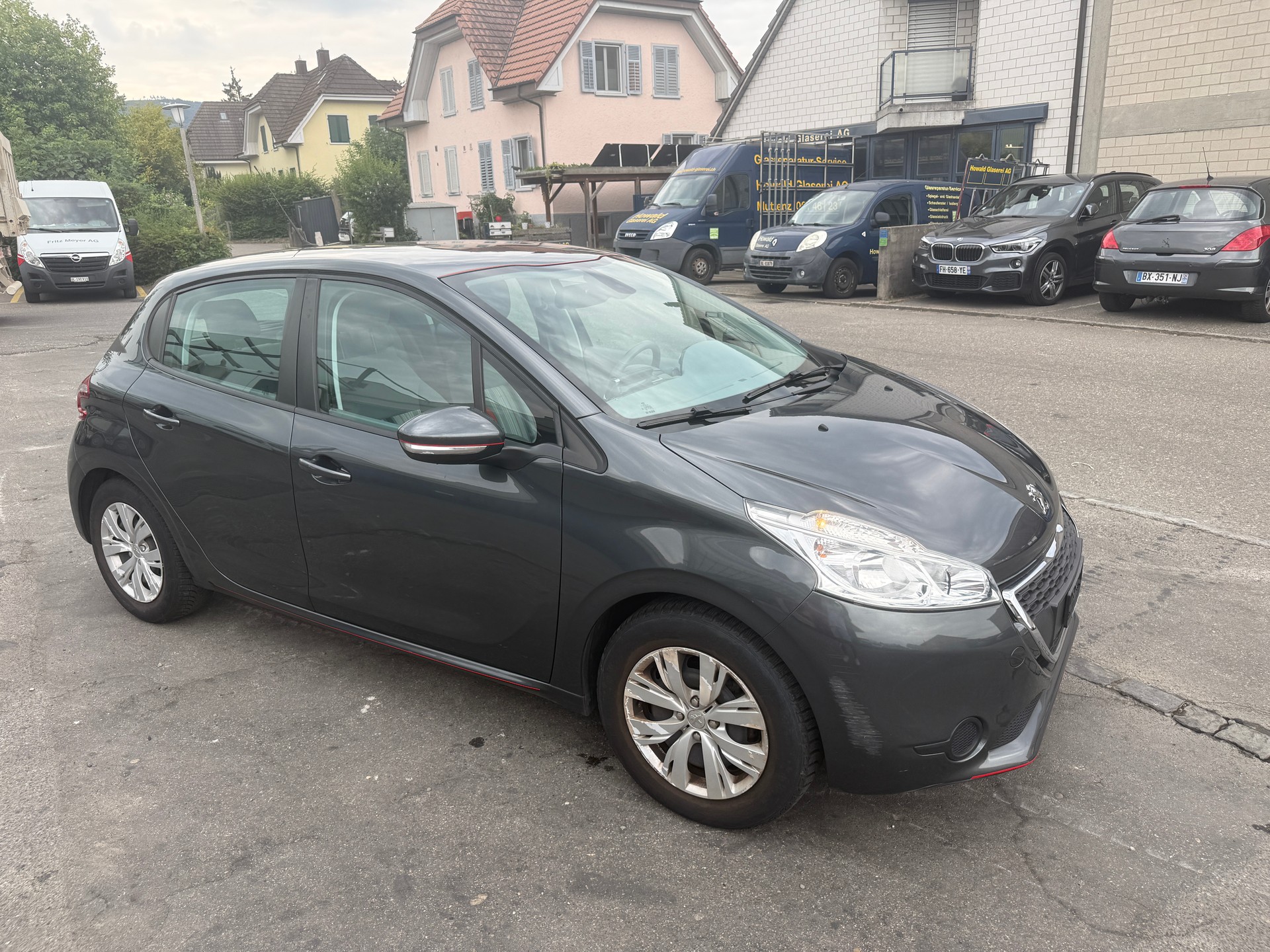 PEUGEOT 208 1.2 VTI Active
