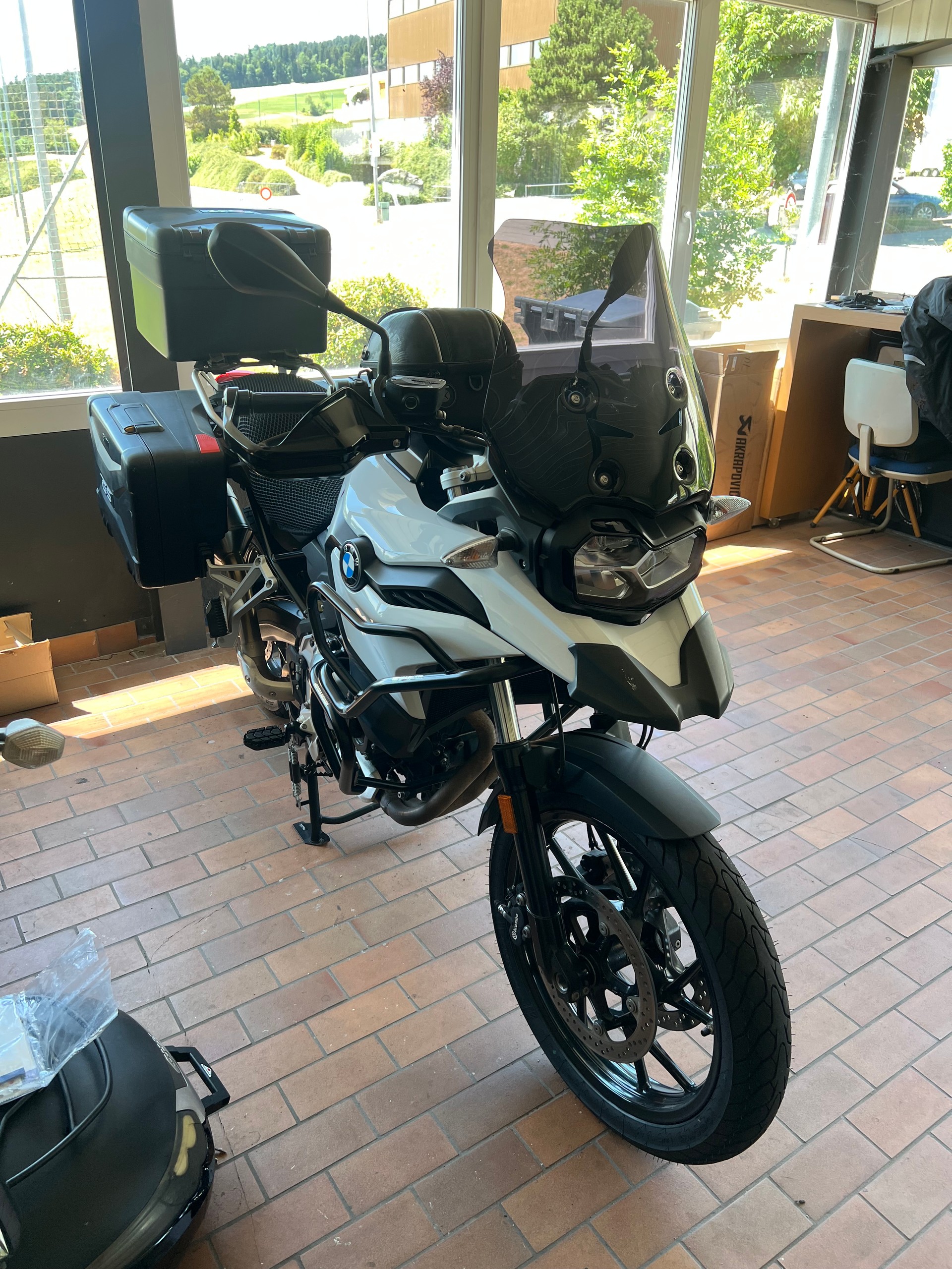 BMW F 750 GS ABS (35kW)-image-2