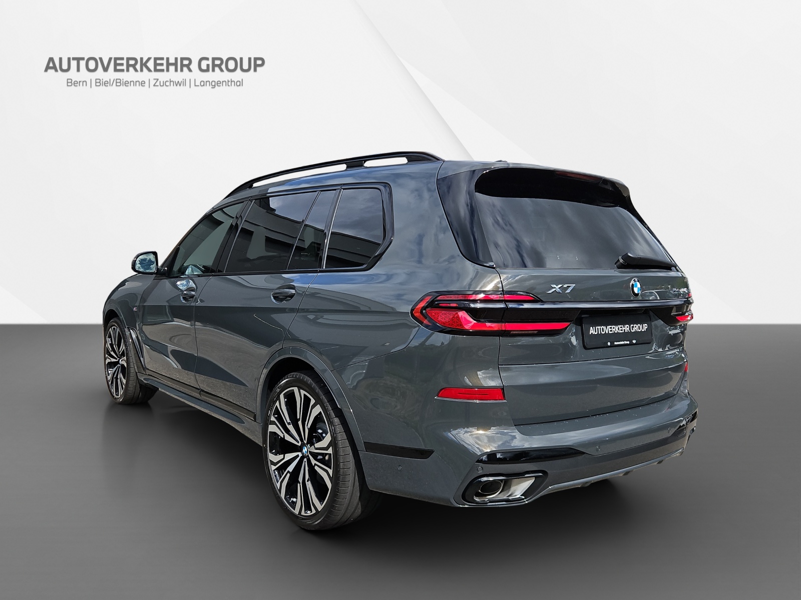 BMW X7 xDrive 40d M Sport Pro 48V-showroom-element-3