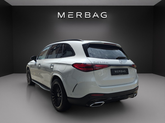 MERCEDES-BENZ GLC 300 de 4M 9G-Tronic-image-2