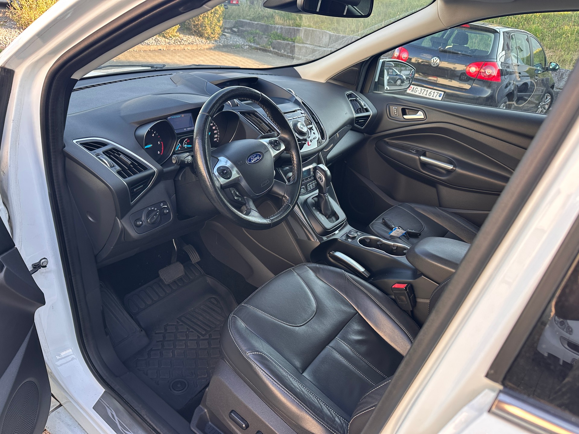 FORD Kuga 2.0 TDCi Titanium S 4WD PowerShift-showroom-element-3