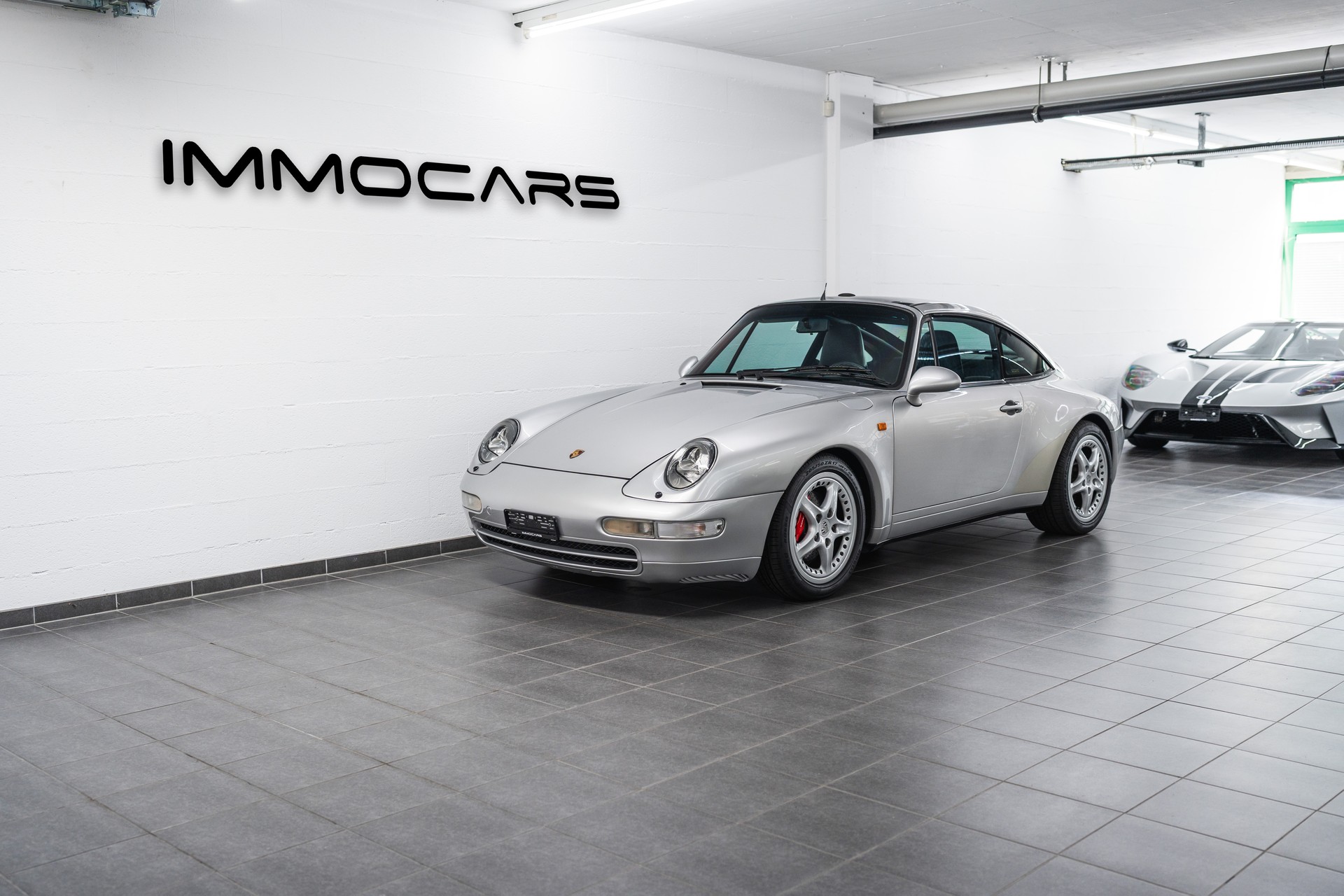 PORSCHE 911 Targa