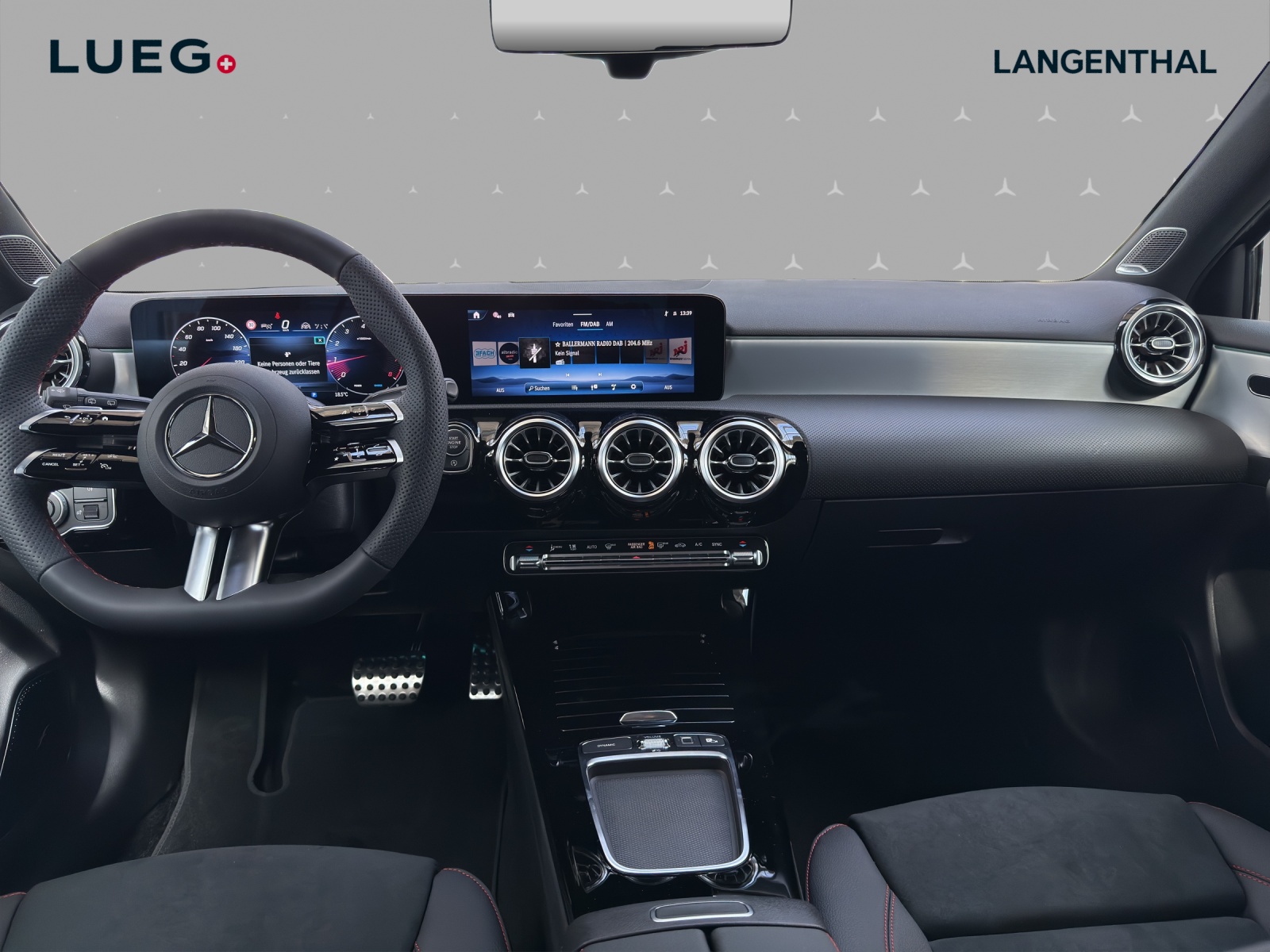 MERCEDES-BENZ A 220 4Matic 8G-DCT-image-10
