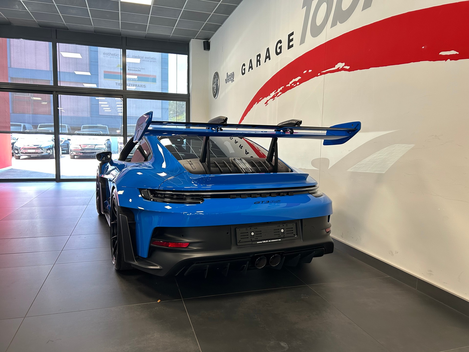 PORSCHE 911 GT3 RS-image-19