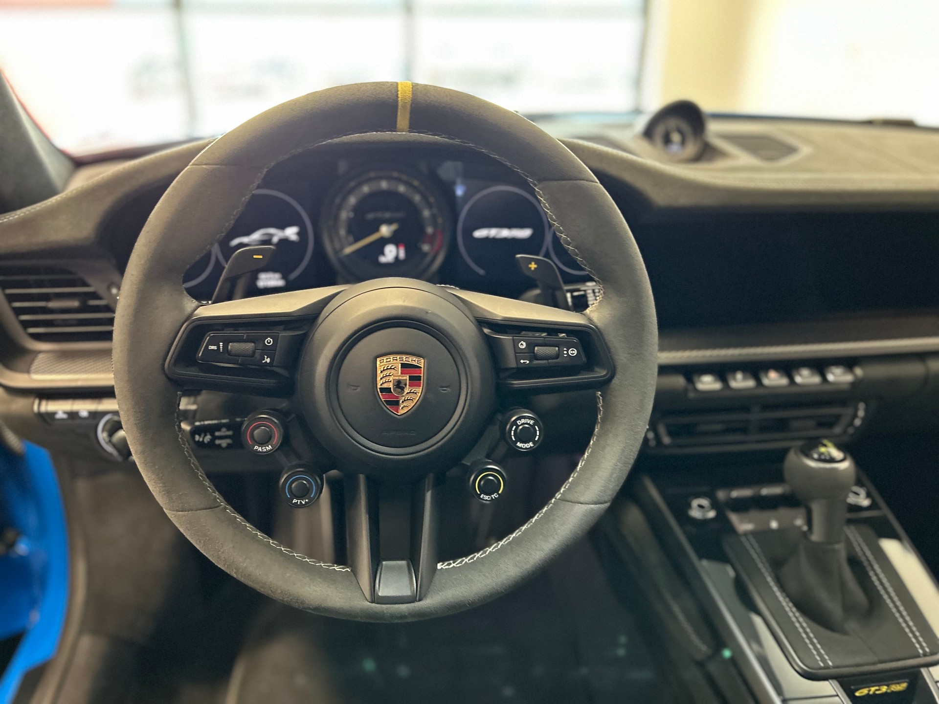 PORSCHE 911 GT3 RS-image-13