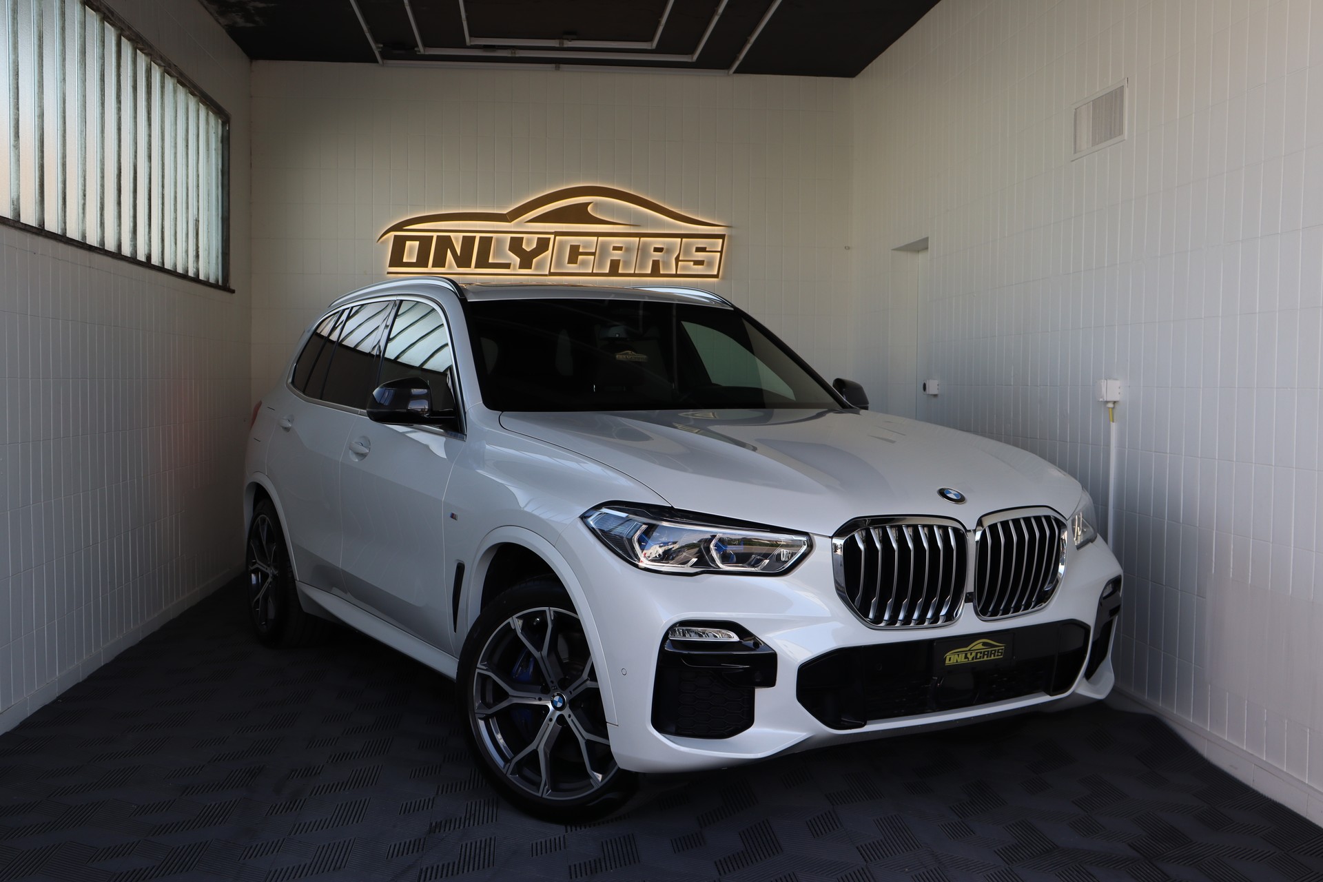 BMW X5 xDrive 48V 40d M Sport Steptronic-image-6