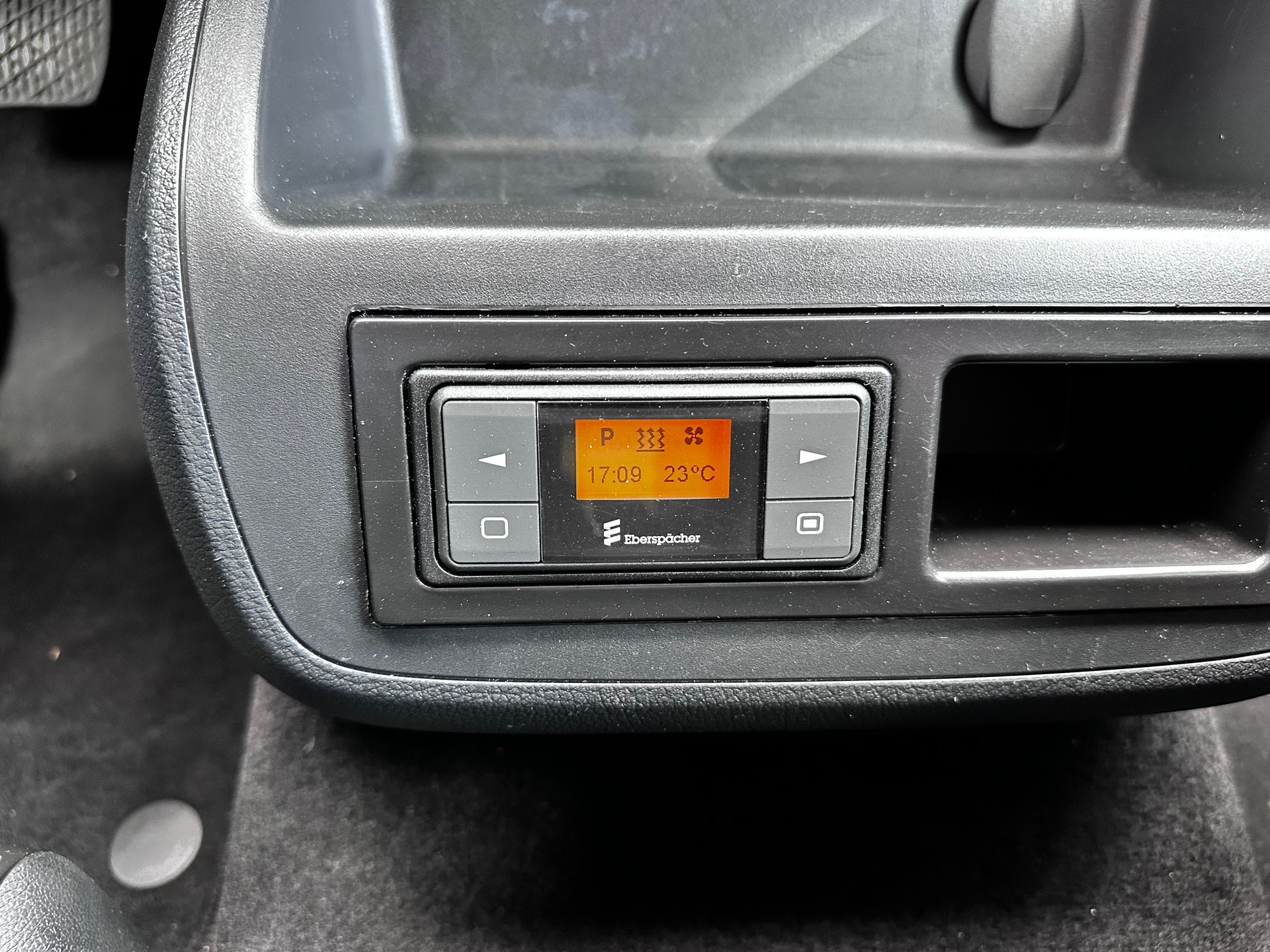 MERCEDES-BENZ Marco Polo 250 d Activity 4Matic-image-14
