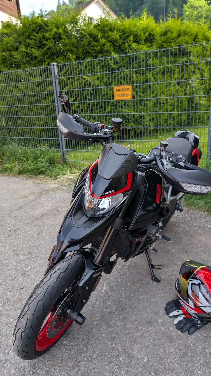 DUCATI Hypermotard 950 RVE-image-3