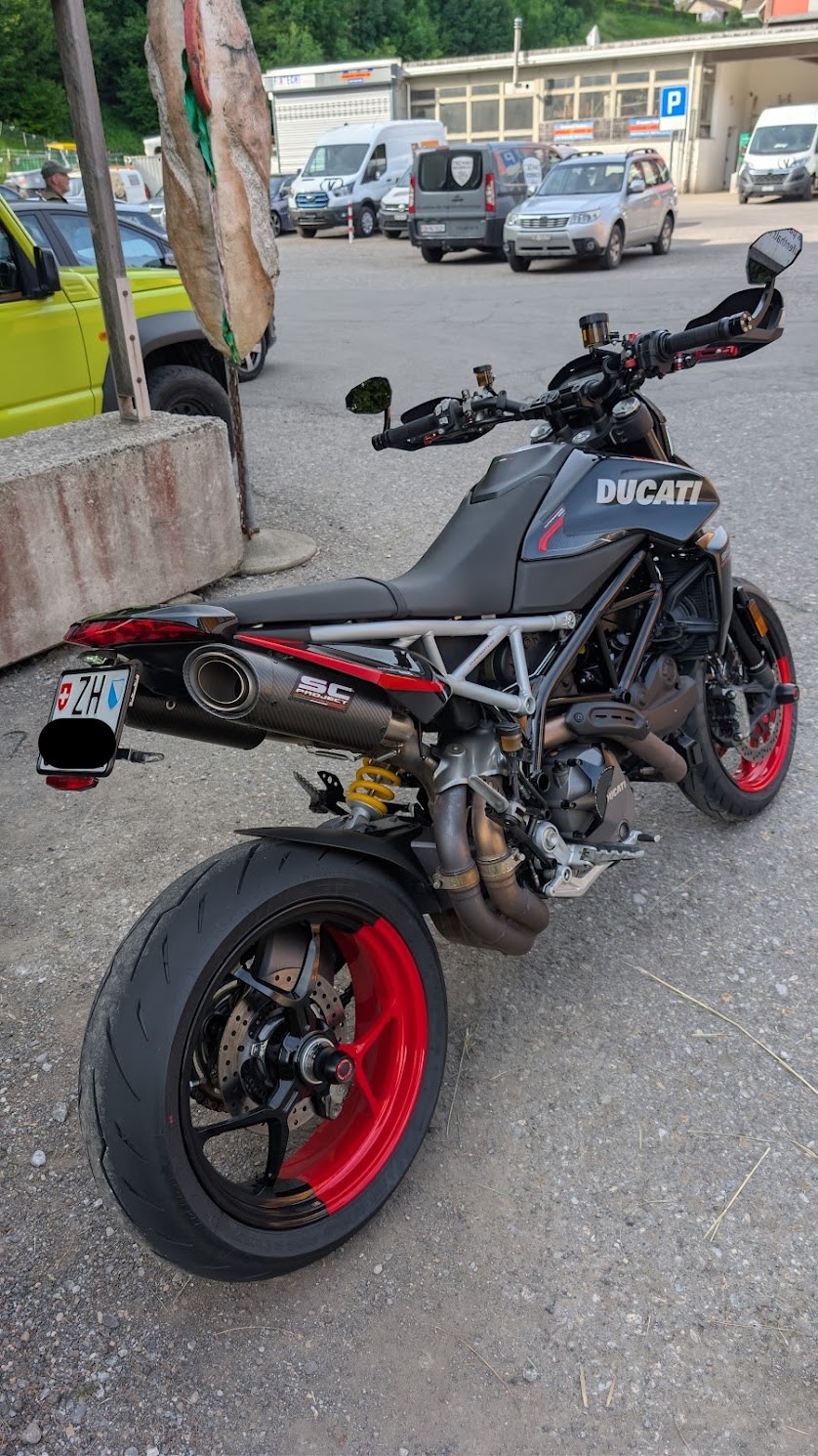 DUCATI Hypermotard 950 RVE-image-1