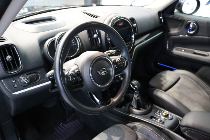 MINI Countryman Cooper S E ALL4 PHEV Steptronic-showroom-element-3