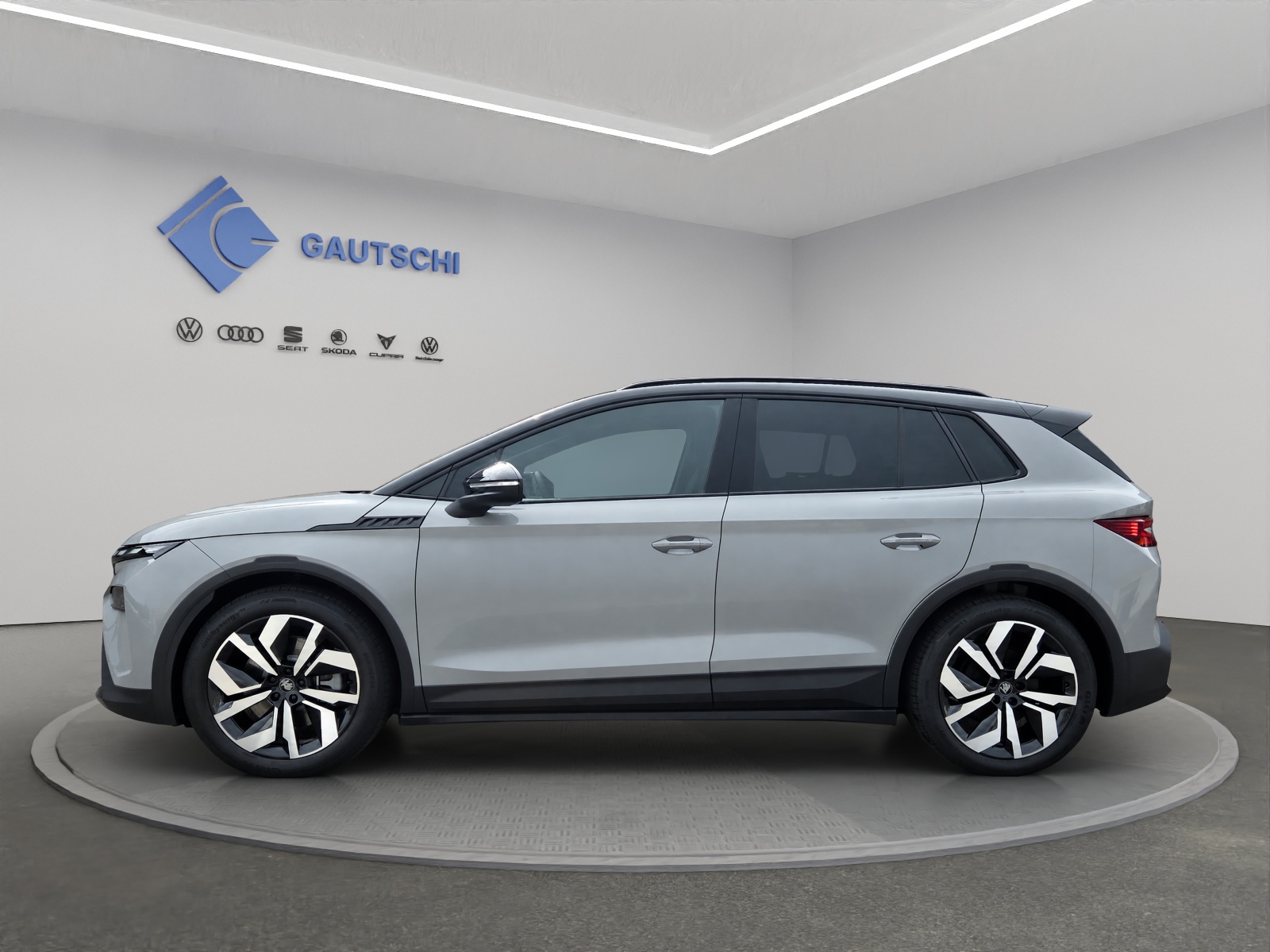 SKODA Elroq 85x Sportline 4x4-image-1