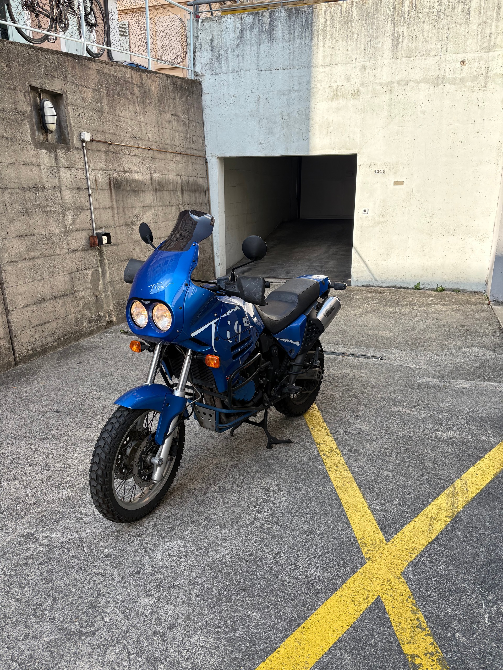 TRIUMPH Tiger 900-image-0