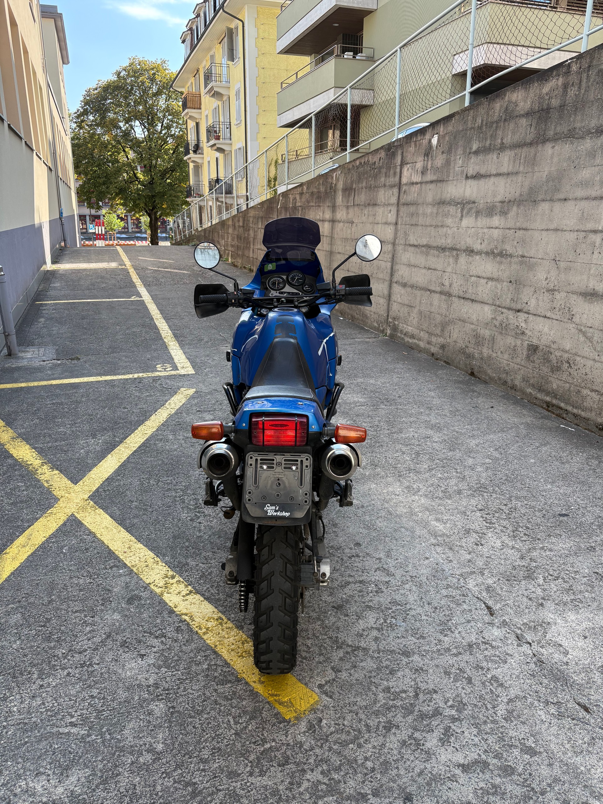 TRIUMPH Tiger 900-image-3