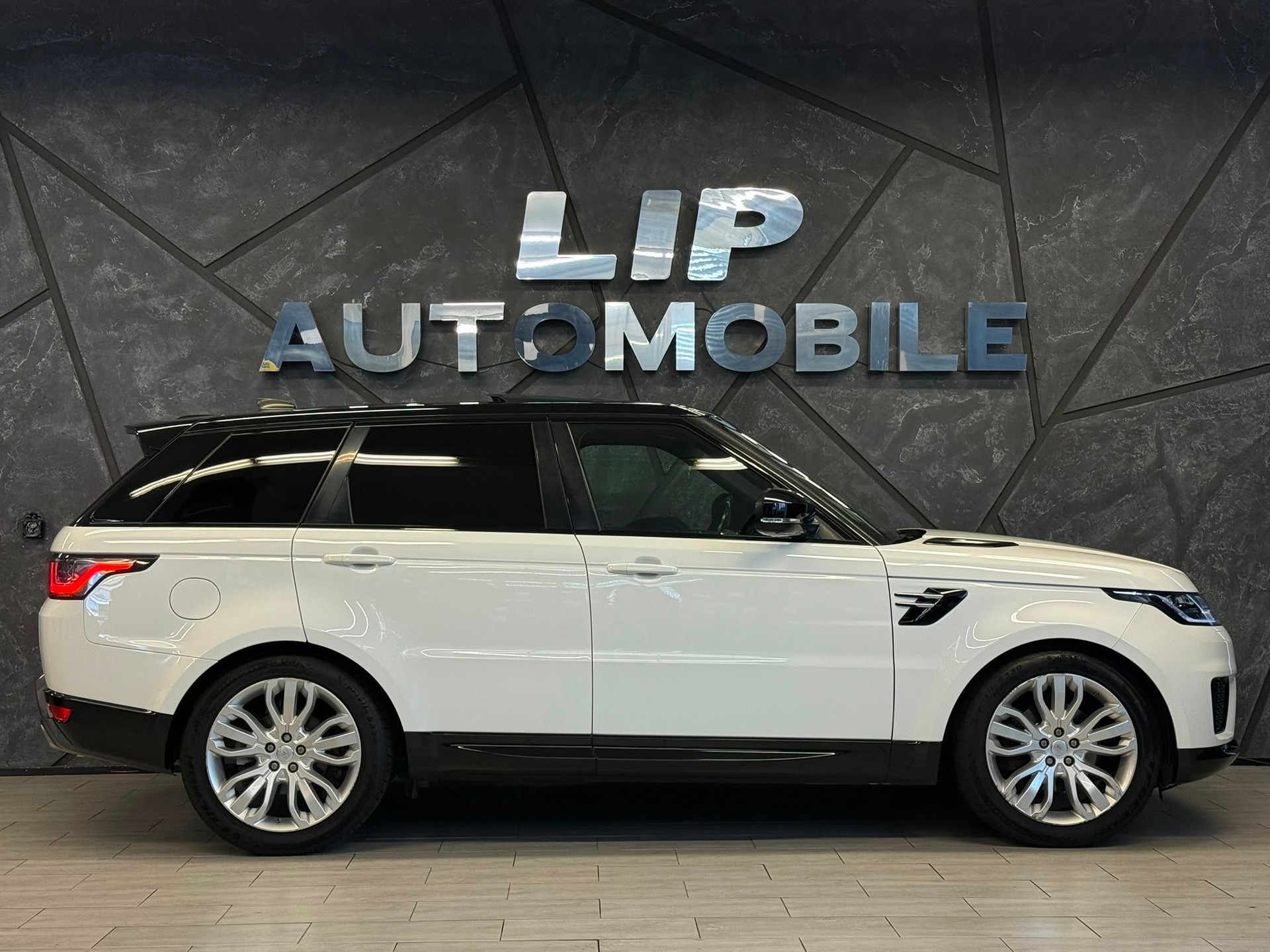 LAND ROVER Range Rover Sport 3.0 SDV6 SE Automatic-showroom-element-3