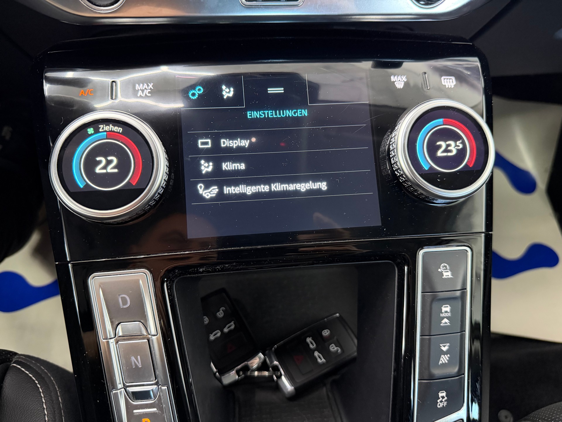 JAGUAR I-Pace EV400 SE AWD⭐️-image-16
