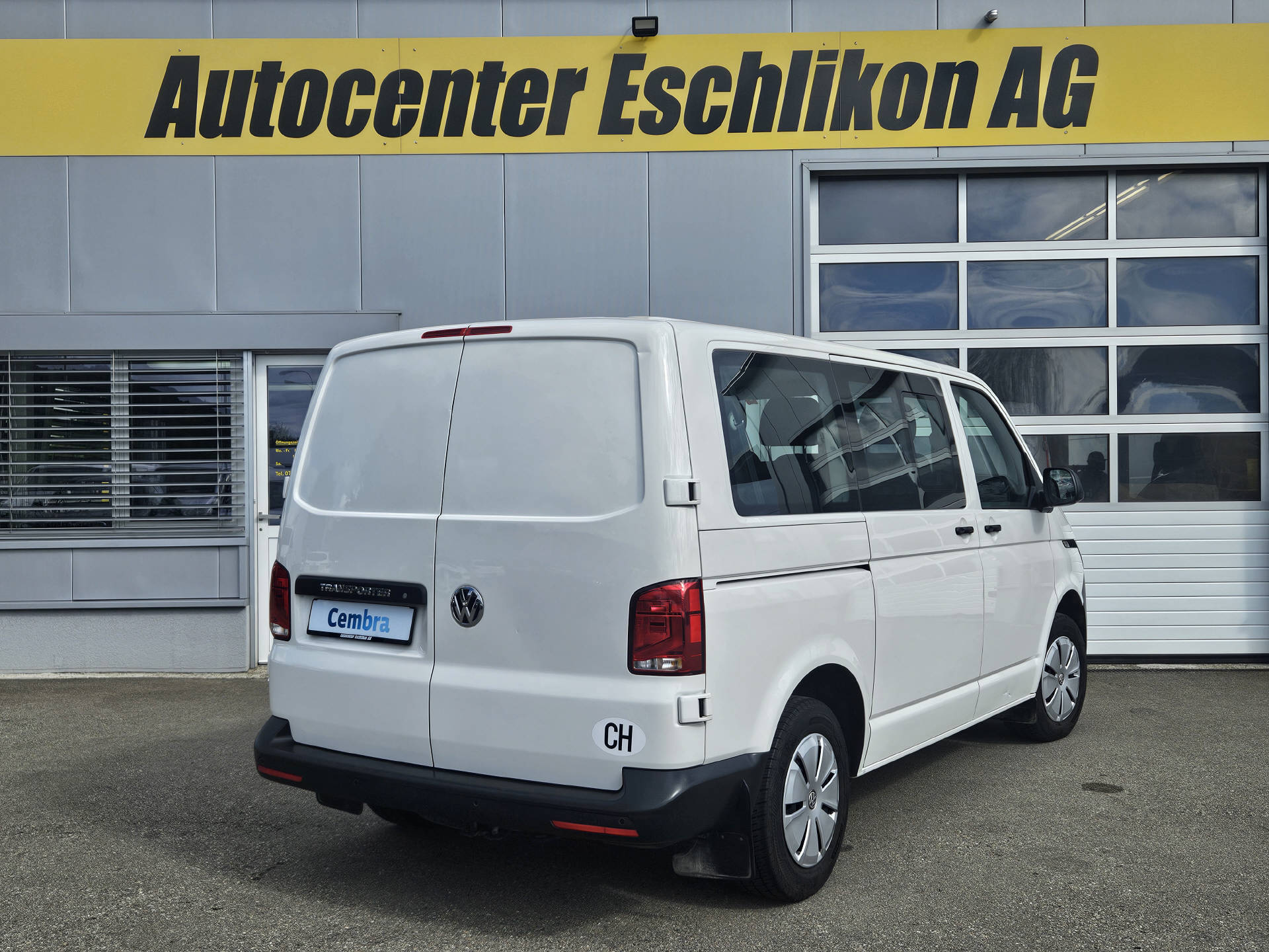 VW T6.1 Kombi 3000 2.0 TDI 150 * Klima * Tempomat * Schiebetüre rechts + links * 9- Plätzer *-showroom-element-2