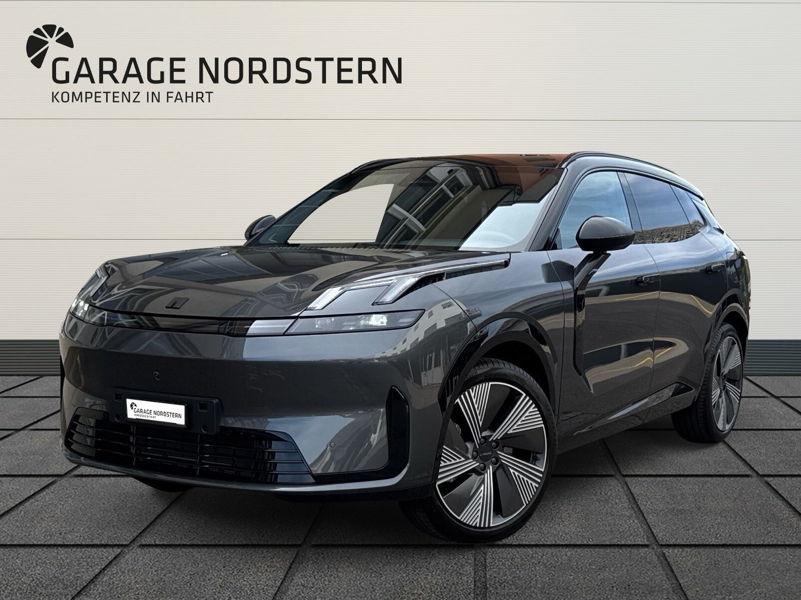 LYNK & CO 08 1.5 PHEV More