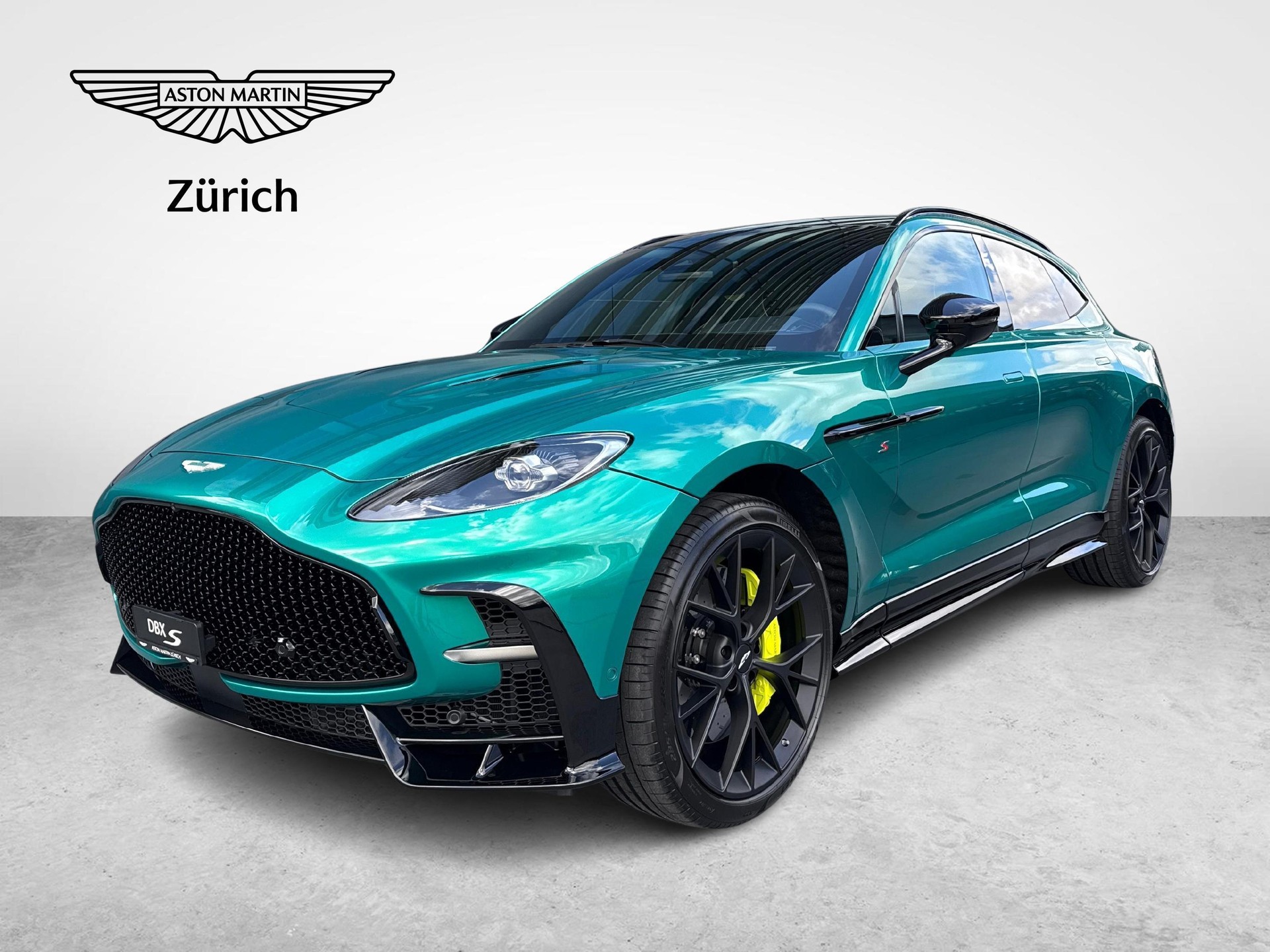 ASTON MARTIN DBX S 4.0 V8 Bi-Turbo-showroom-element-2