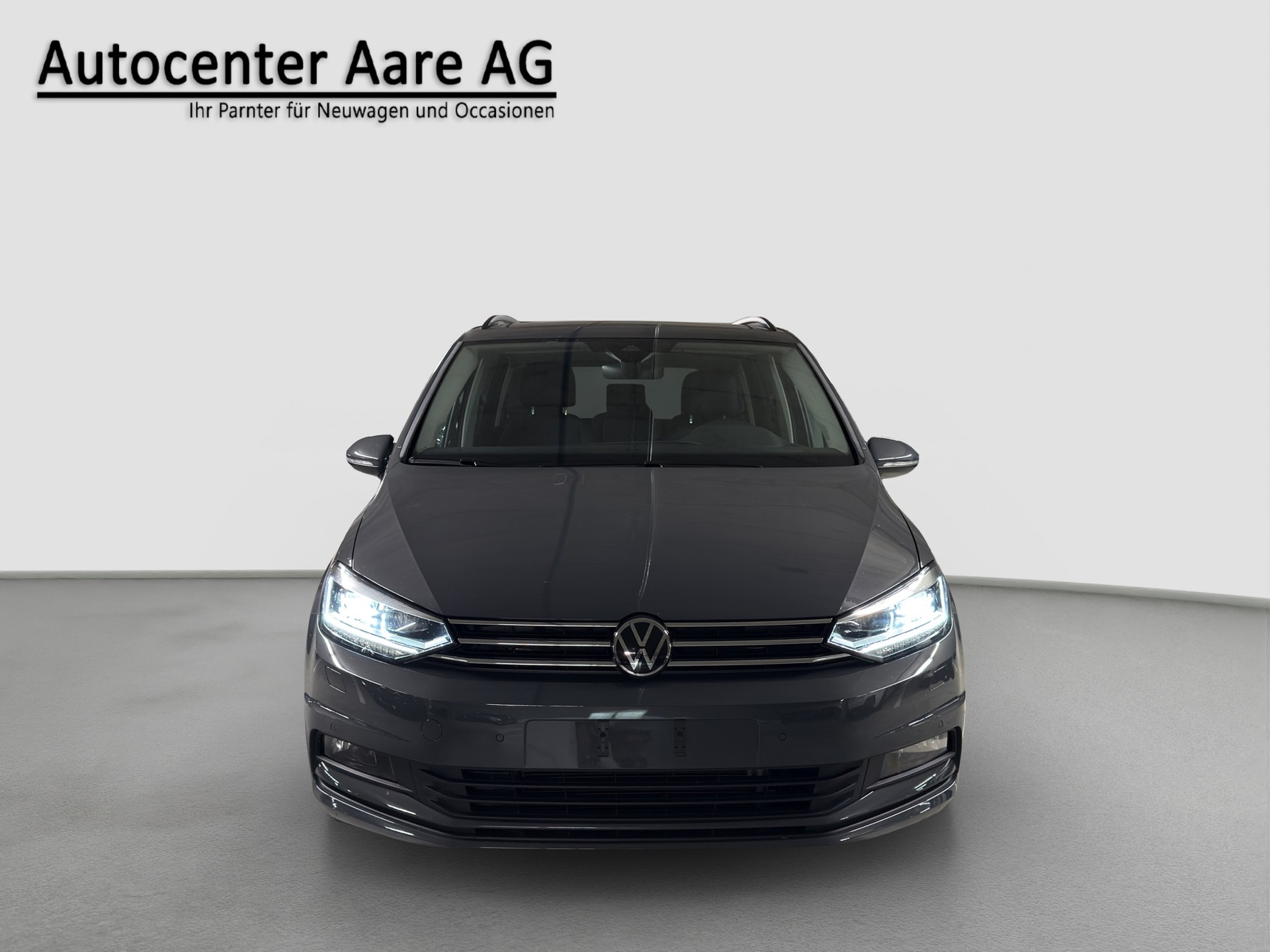 VW Touran 2.0 TDI Comfortline DSG | 7-Sitzer | PANO | FACELIFT-showroom-element-1