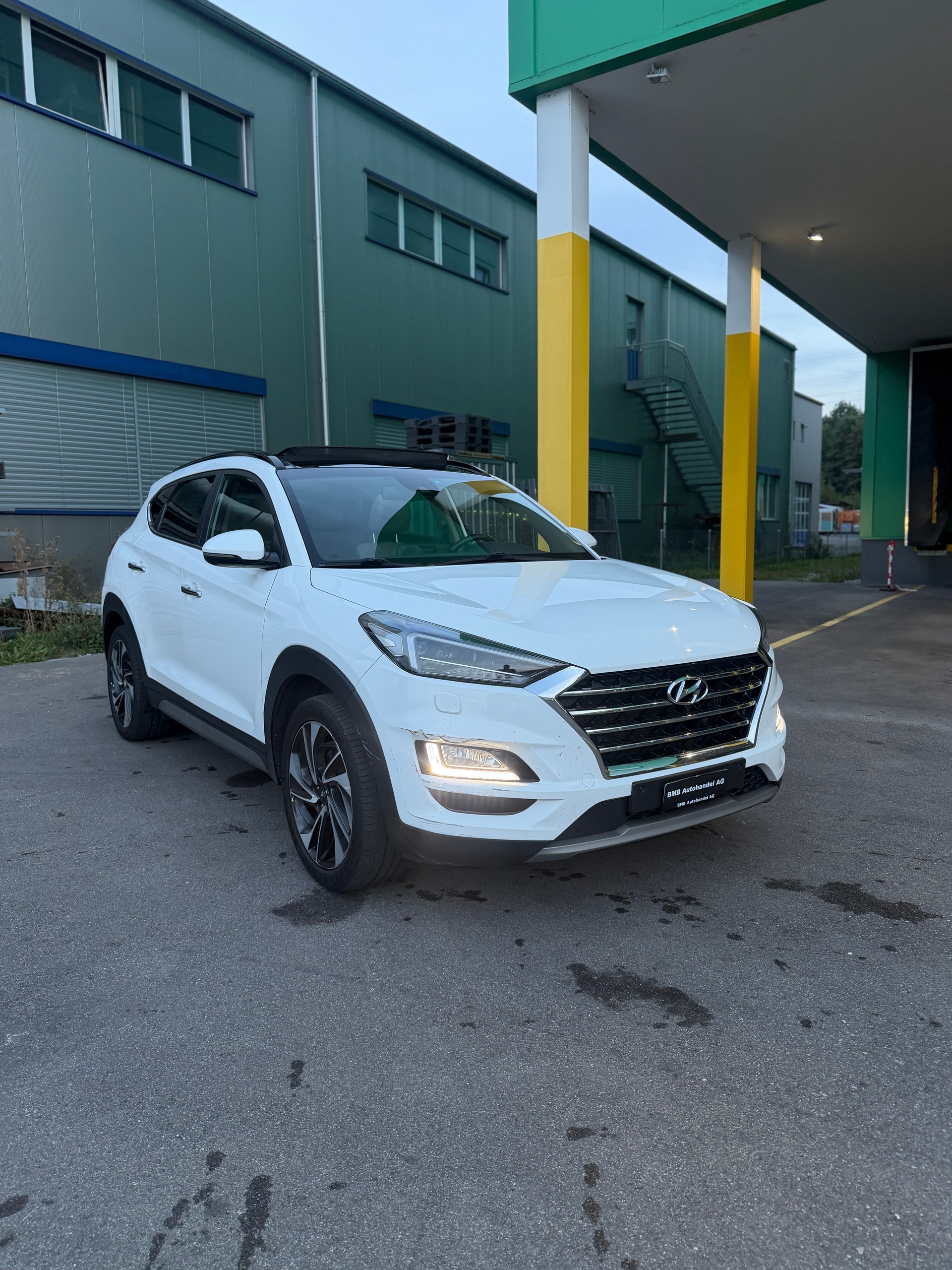 HYUNDAI Tucson 1.6 TGDI Amplia 4WD DCT